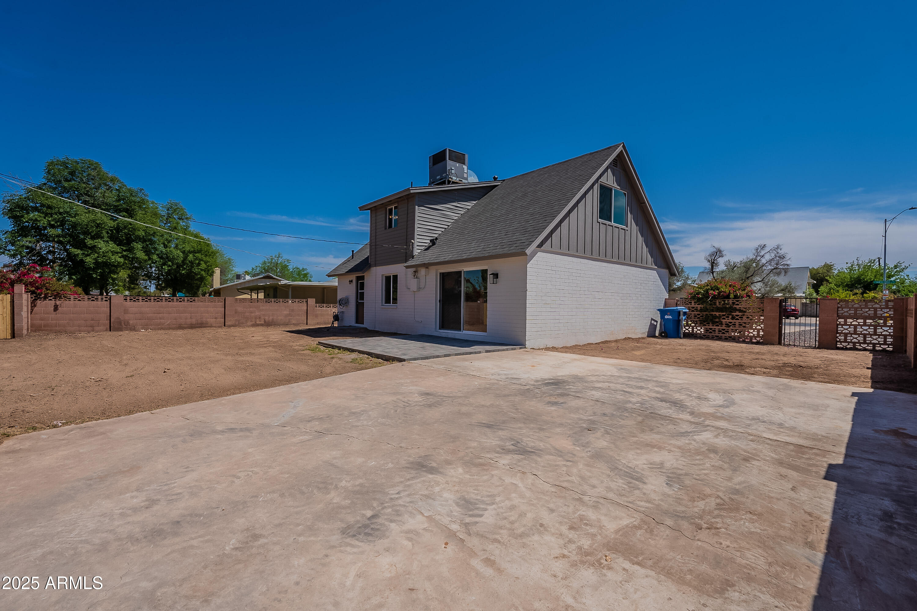 102 E Santa Cruz Drive Property Photo 40
