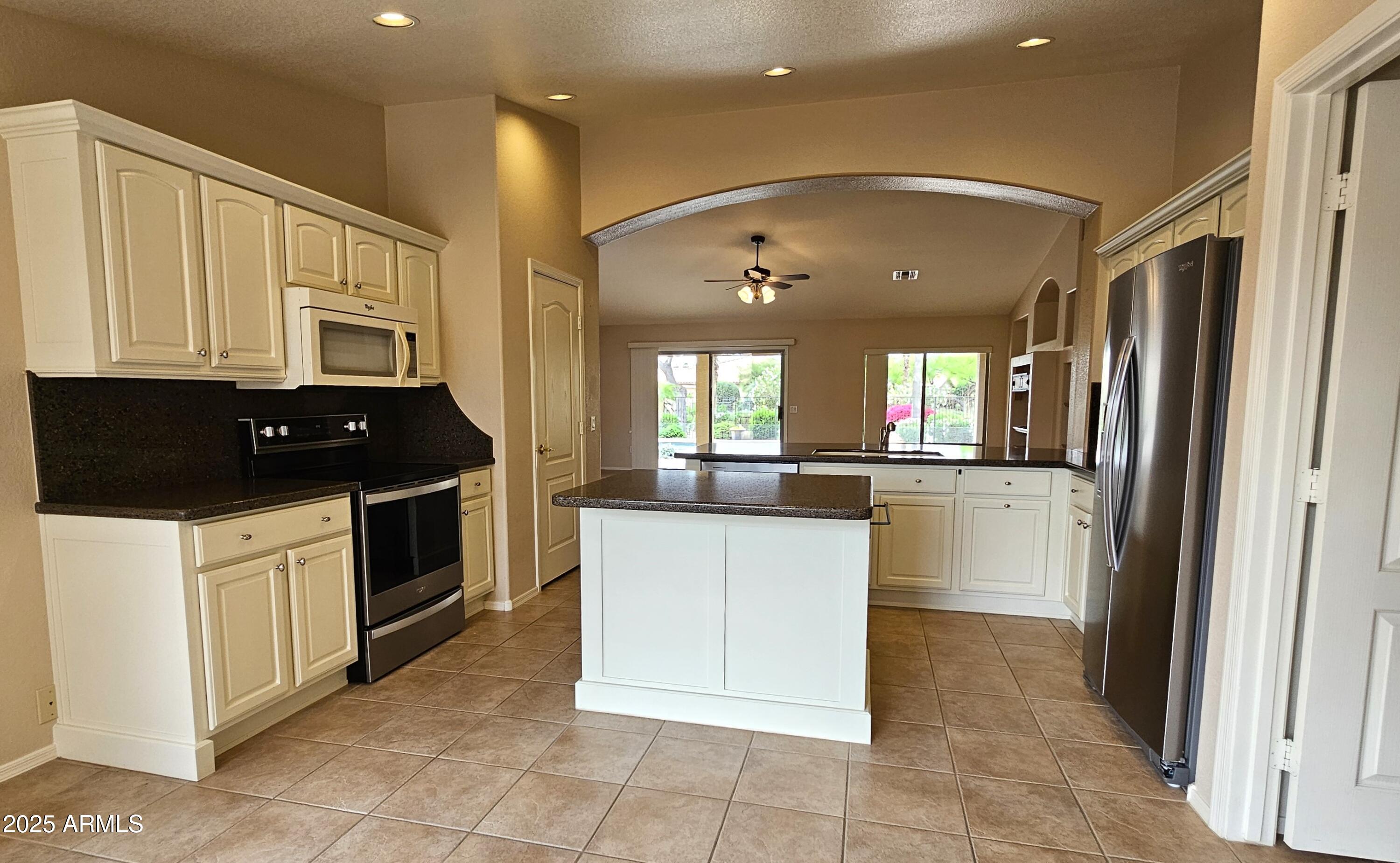 15973 W Sheila Lane Property Photo 7