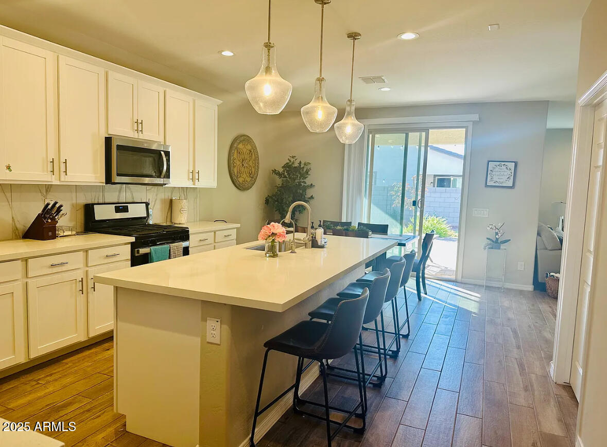 10965 W Baden Street Property Photo 11