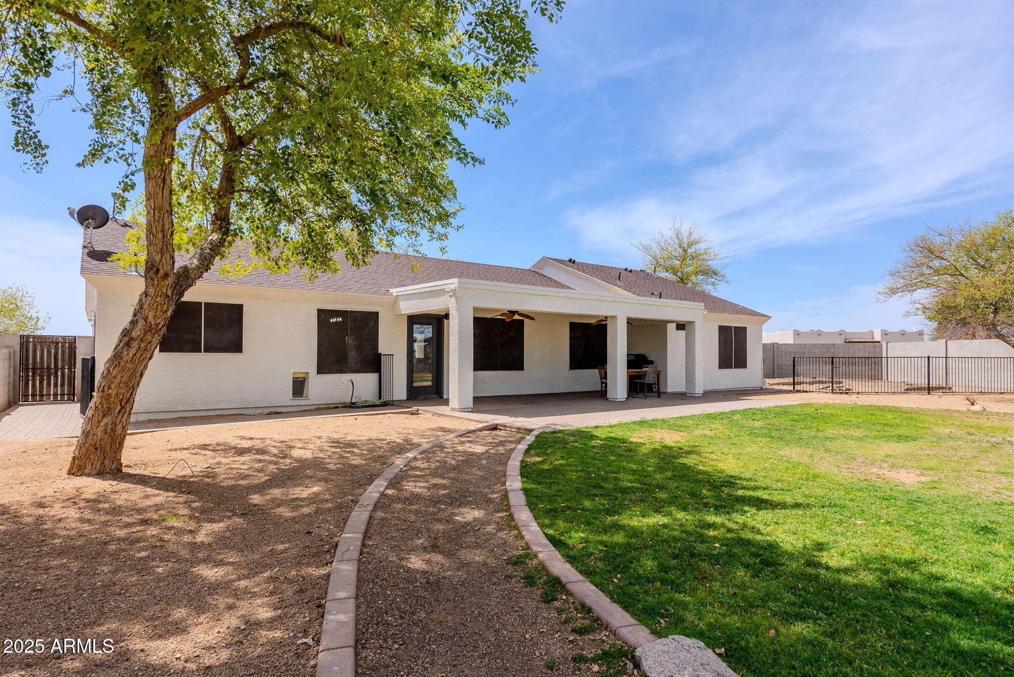 28061 N Holly Road Property Photo 7