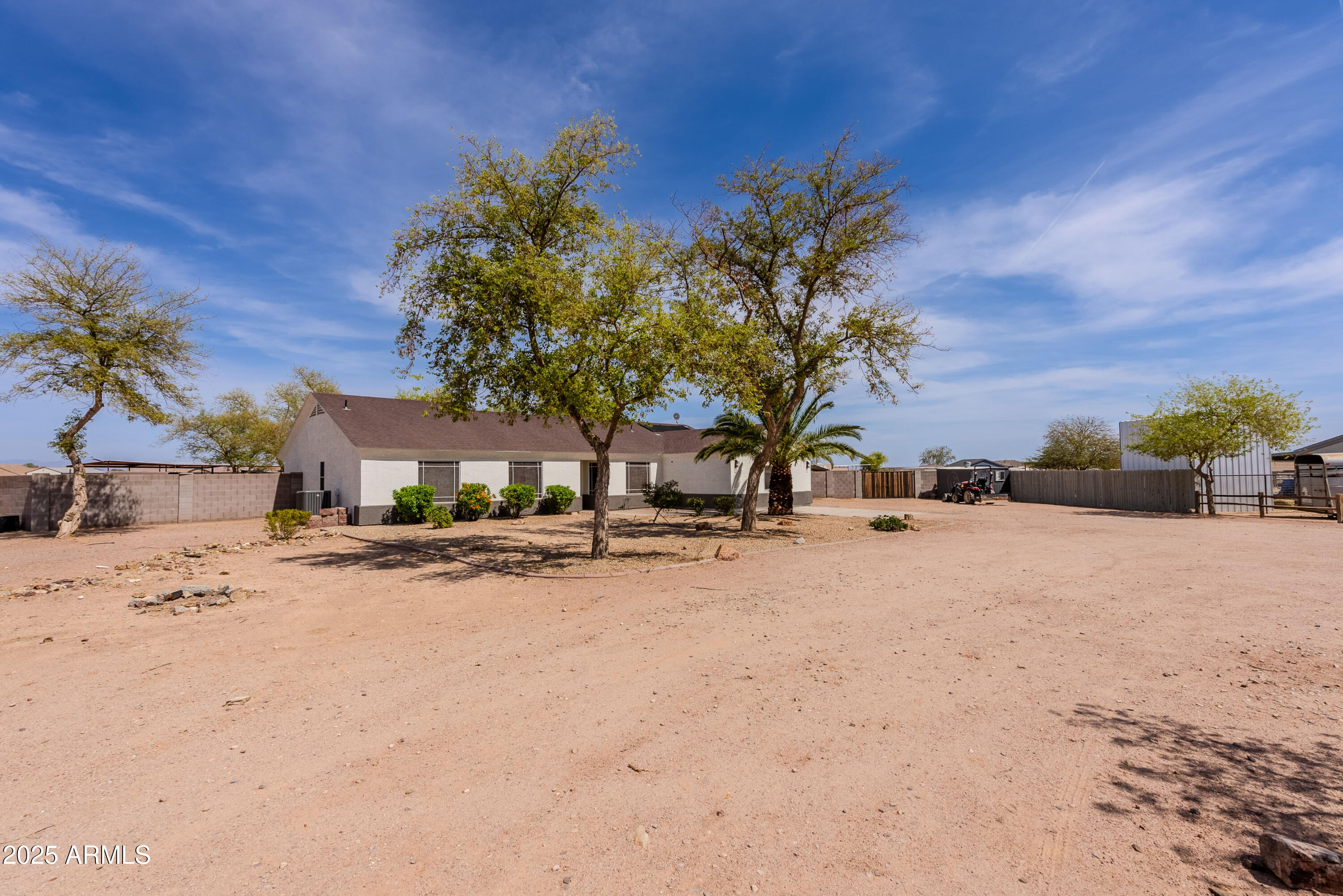 28061 N Holly Road Property Photo 9