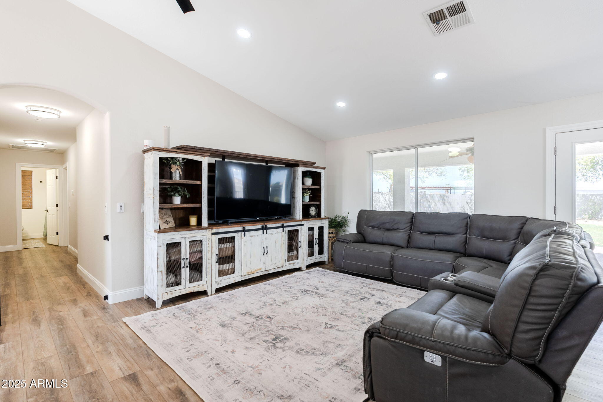 28061 N Holly Road Property Photo 15
