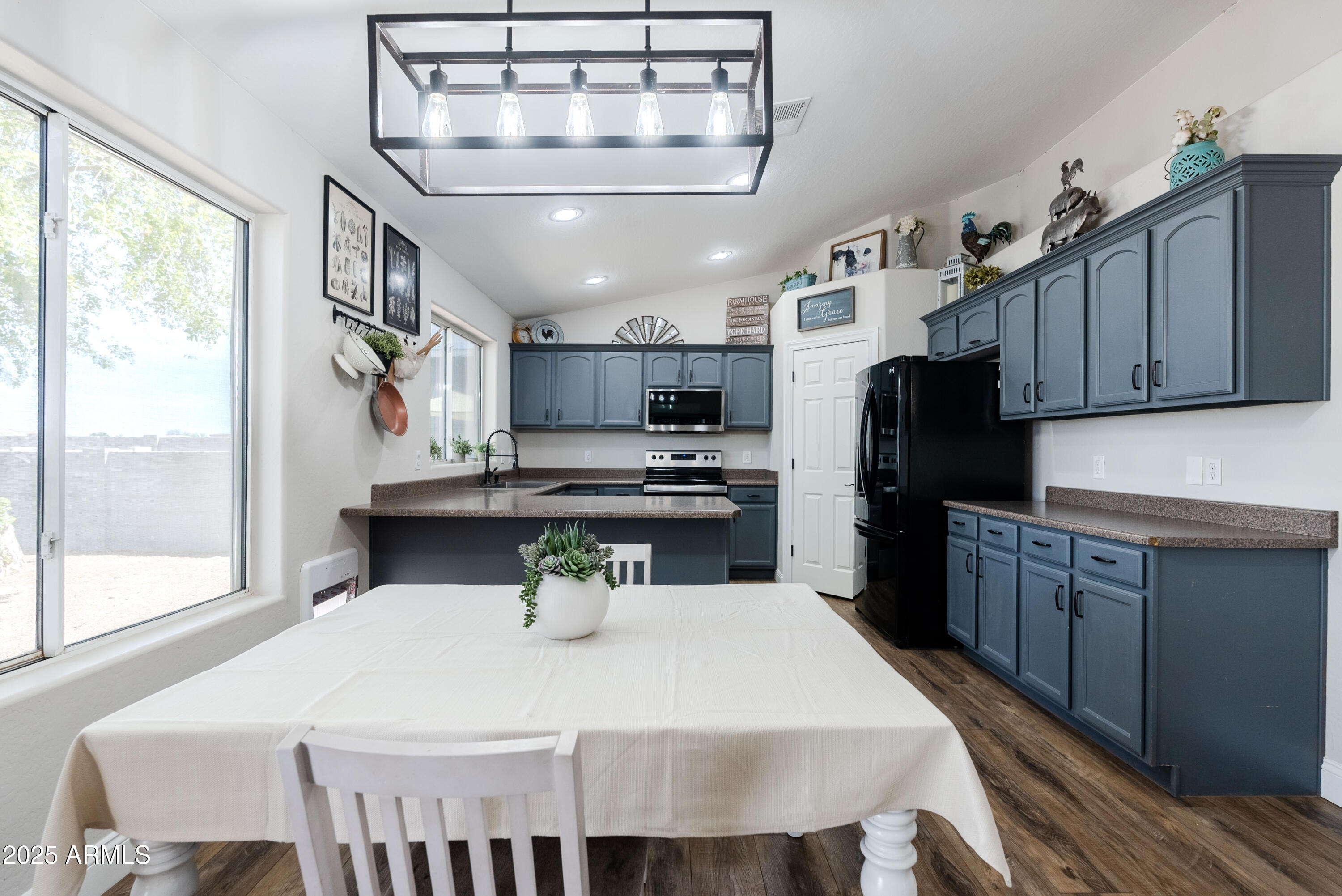 28061 N Holly Road Property Photo 16