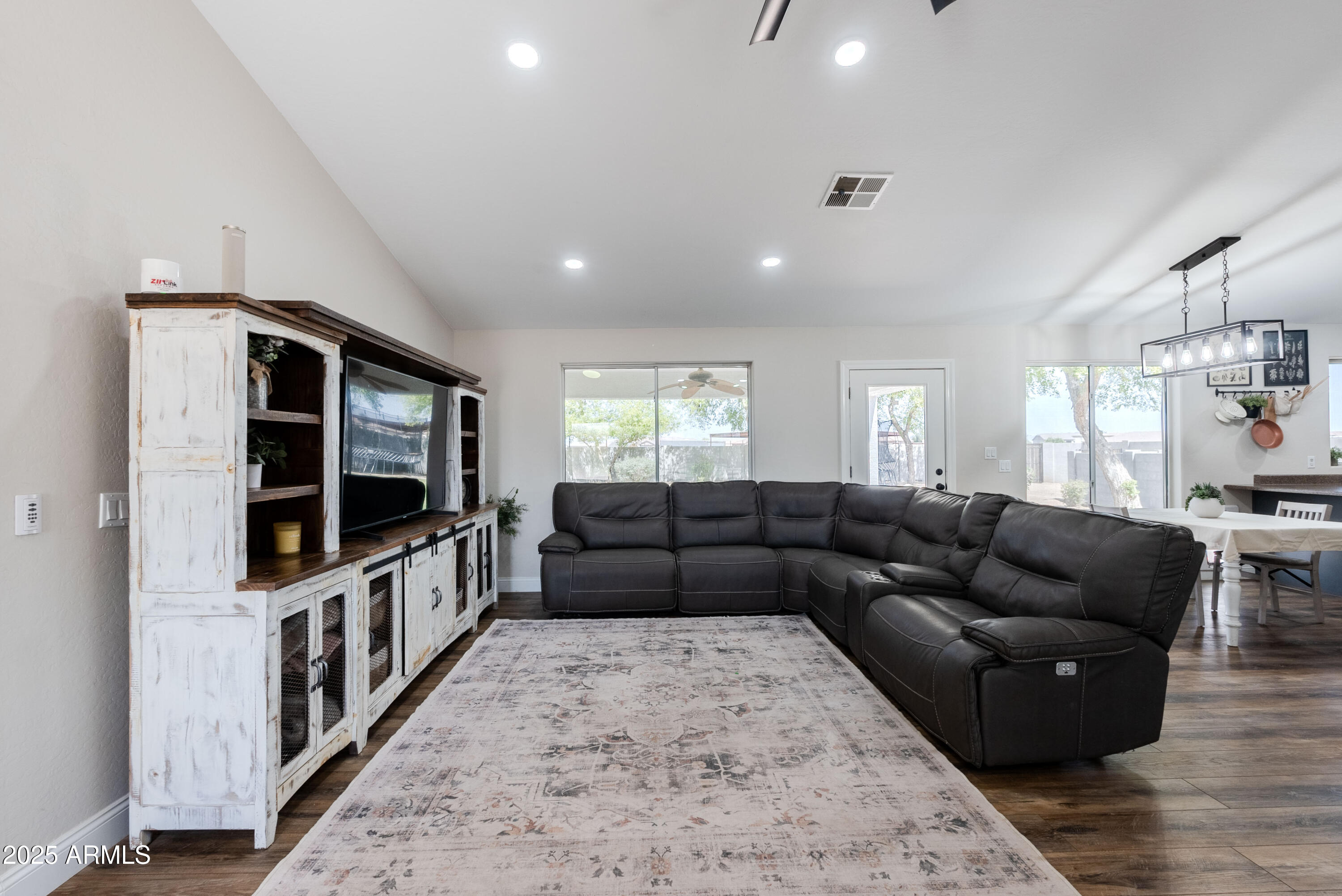 28061 N Holly Road Property Photo 17