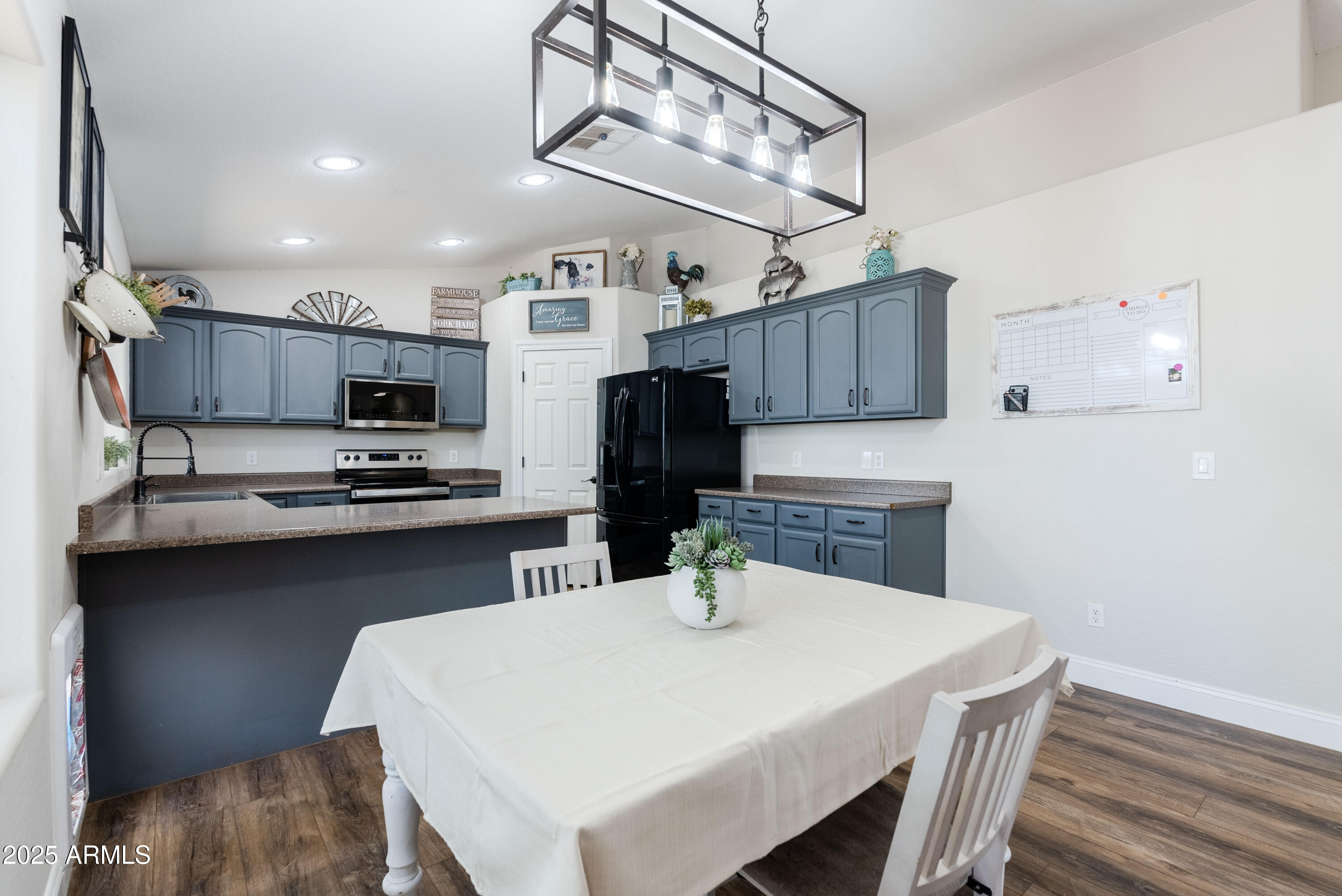 28061 N Holly Road Property Photo 19