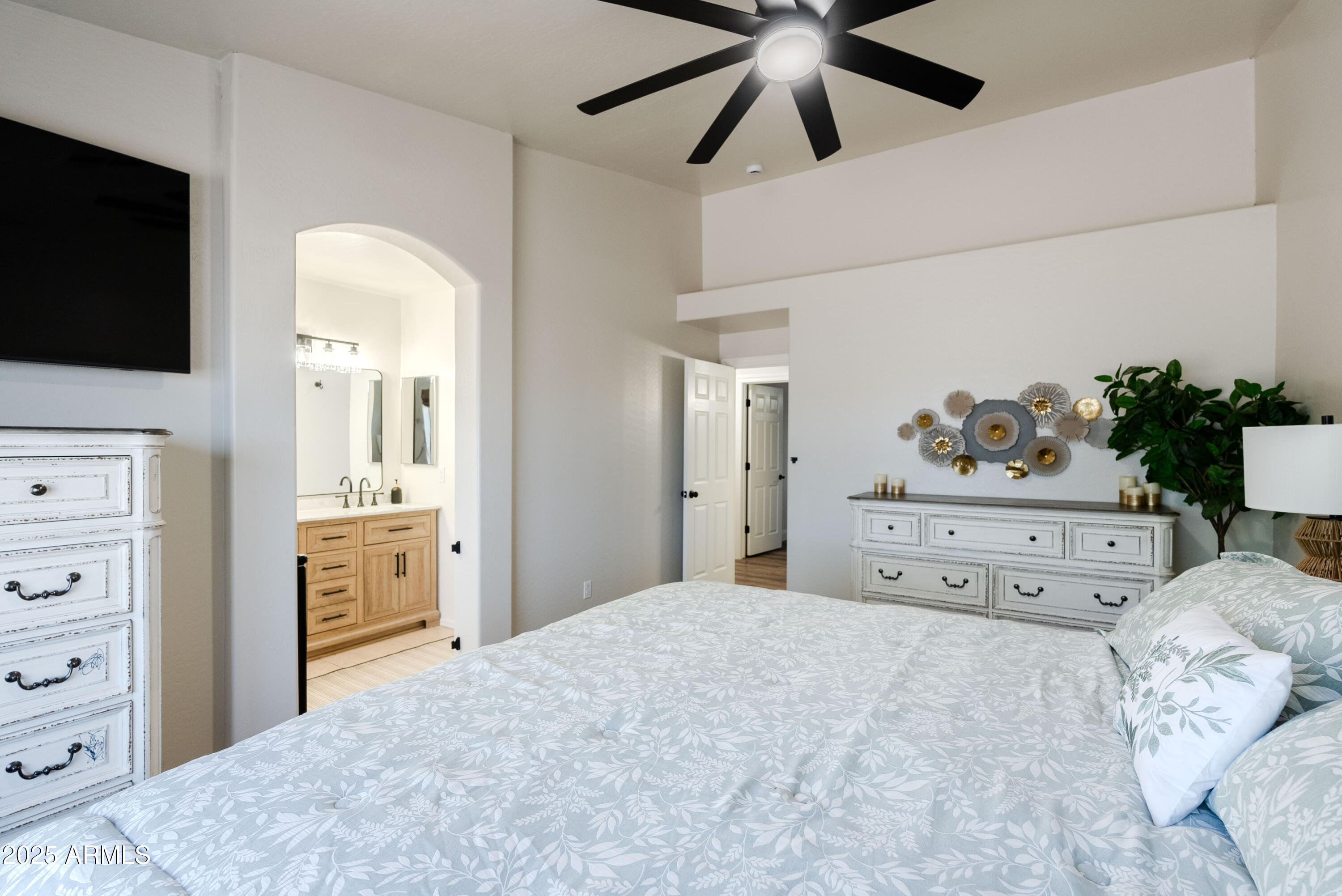 28061 N Holly Road Property Photo 33