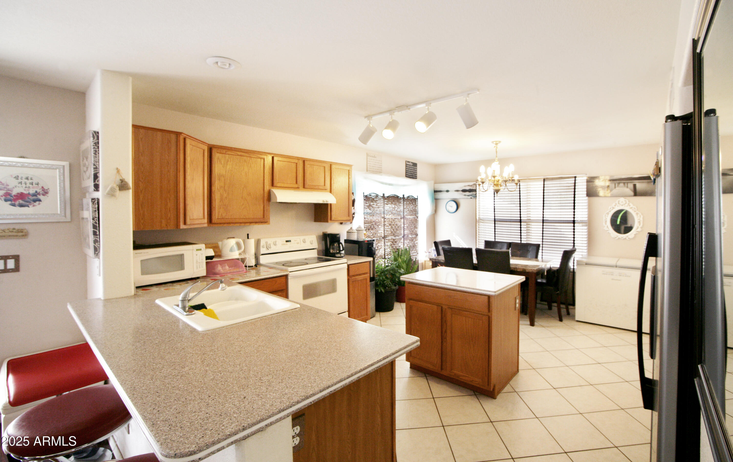 12705 W Desert Flower Road Property Photo 5