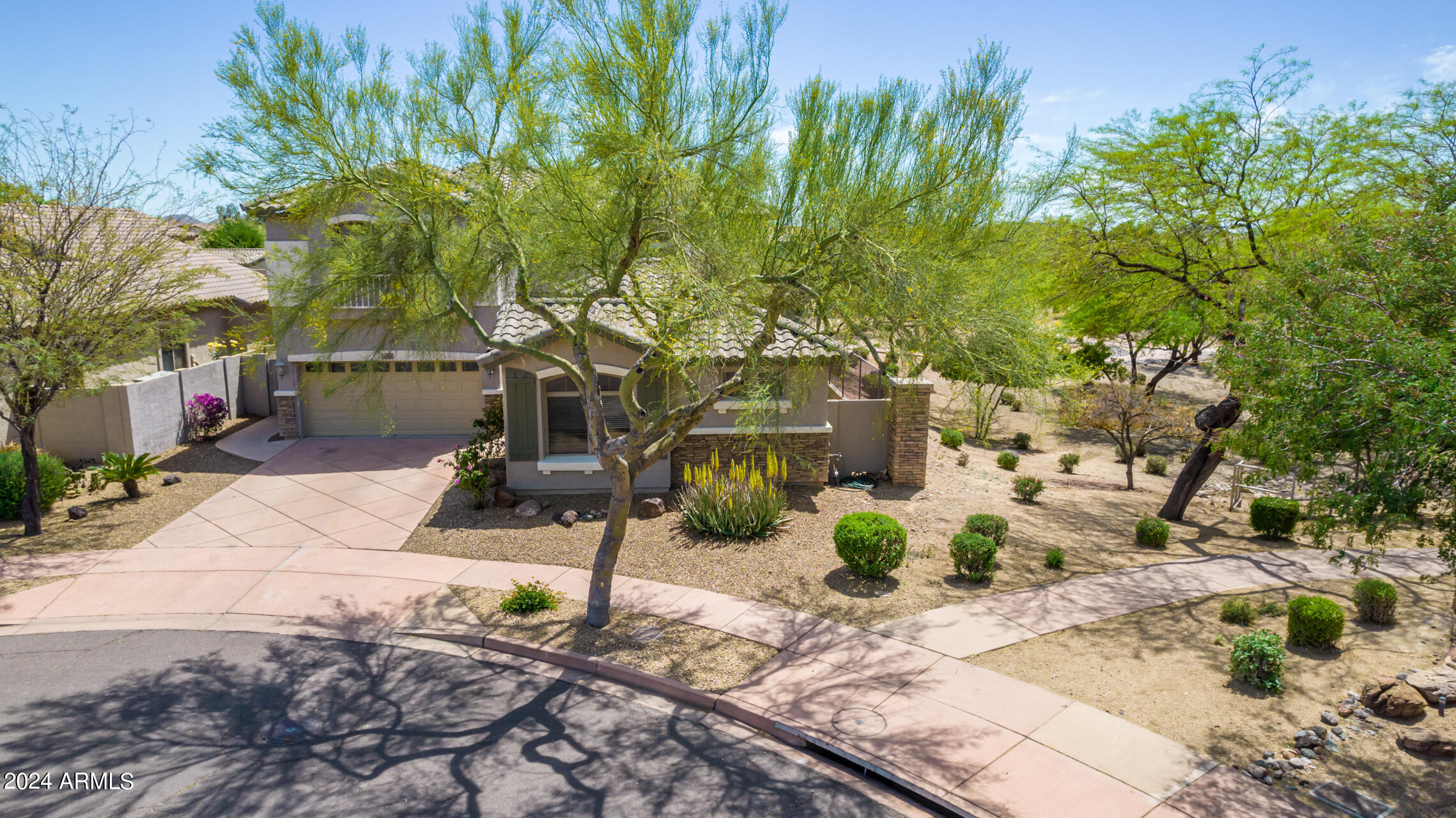 3025 W Sentinel Rock Road Property Photo 52