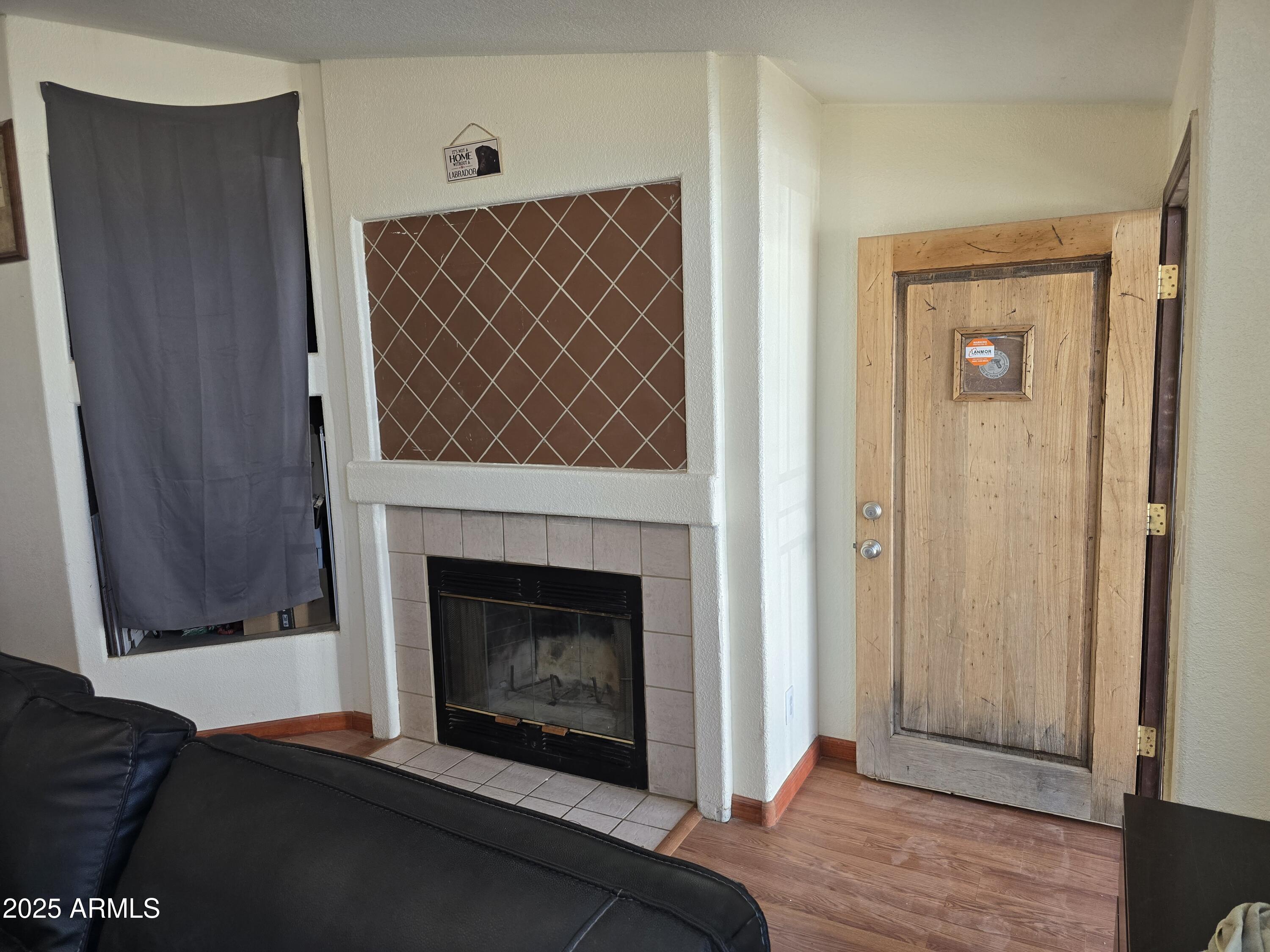 19111 W Clarendon Avenue Property Photo 9