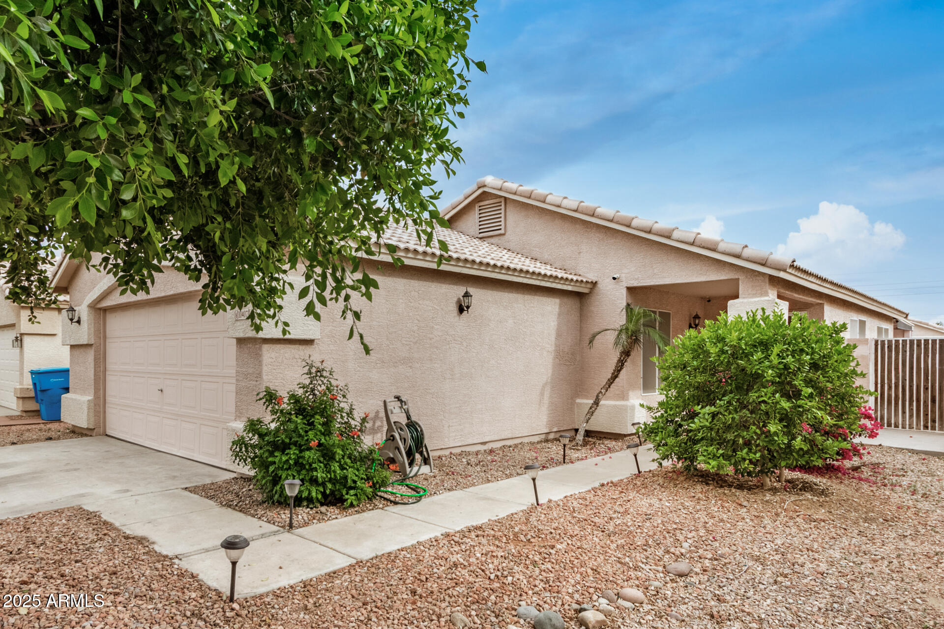 10407 W Reade Avenue Property Photo 5