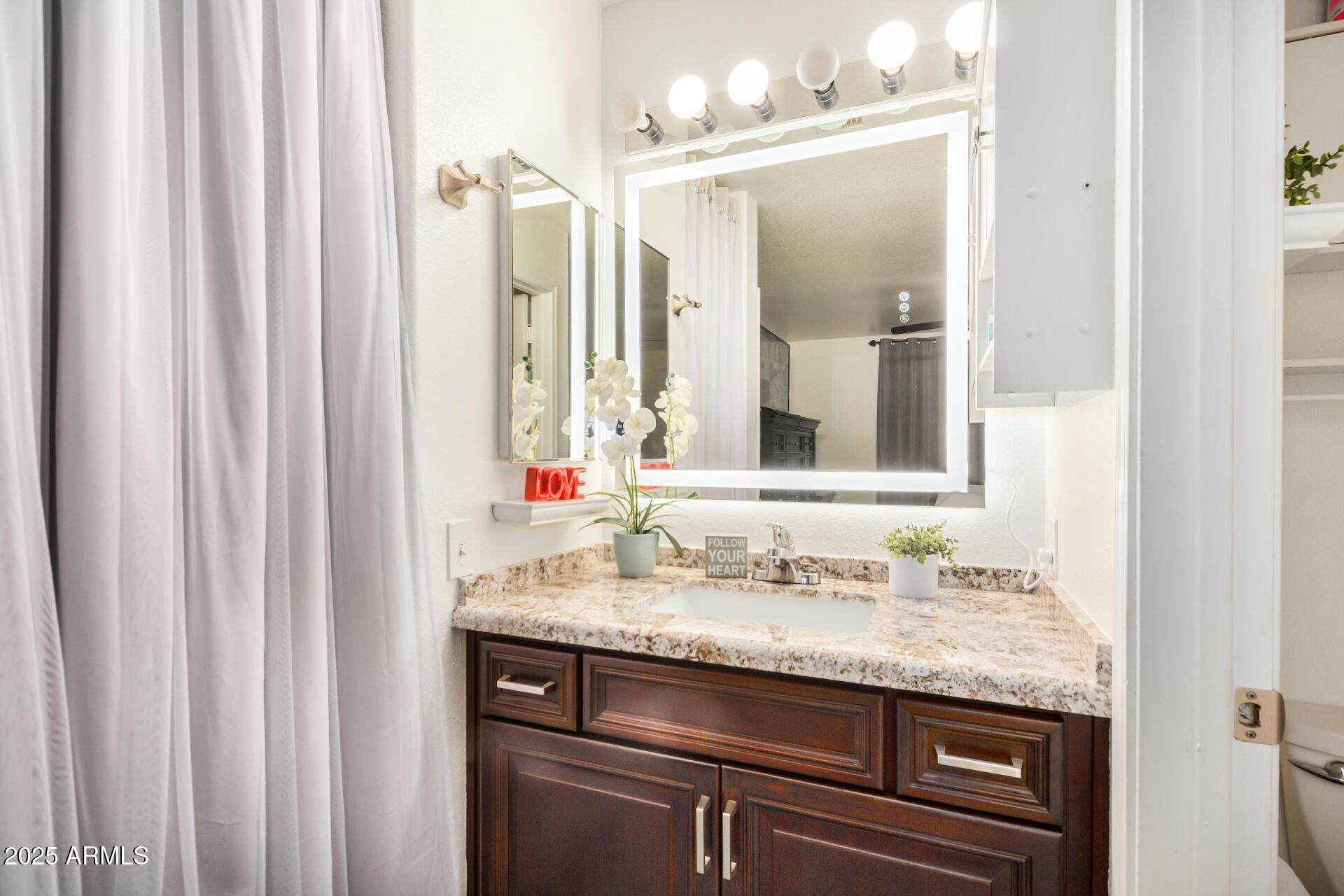 10407 W Reade Avenue Property Photo 18