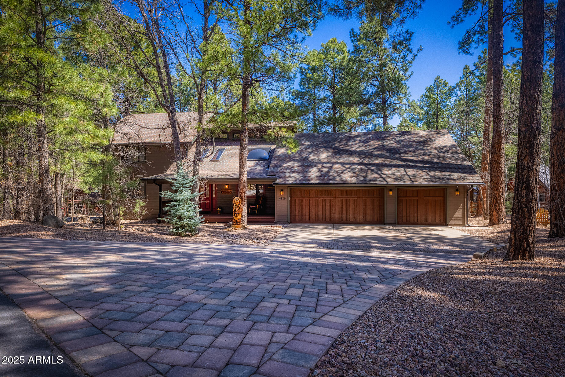 4816 Black Panther Loop Property Photo 1