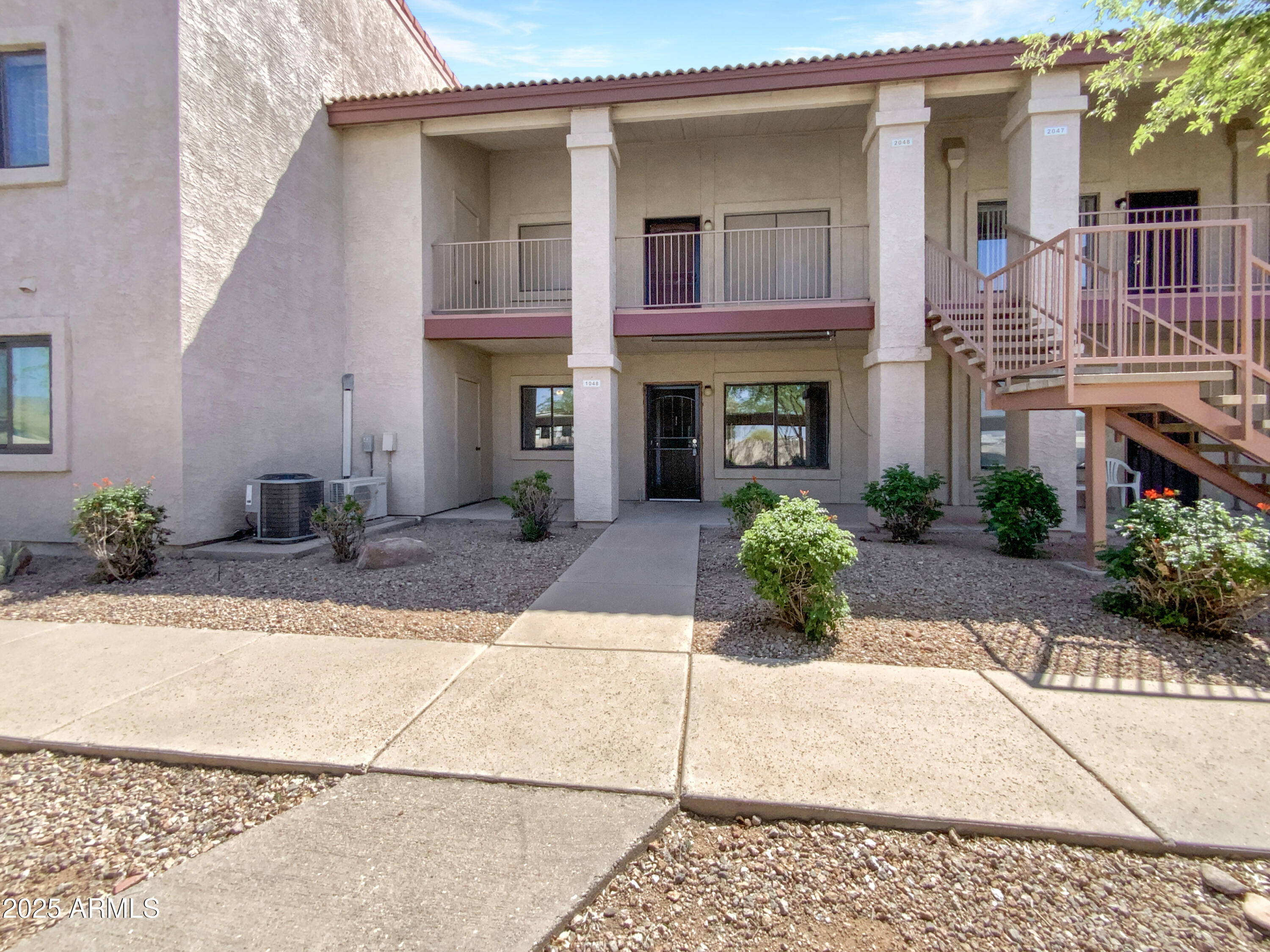 1440 N Idaho Road Property Photo 1