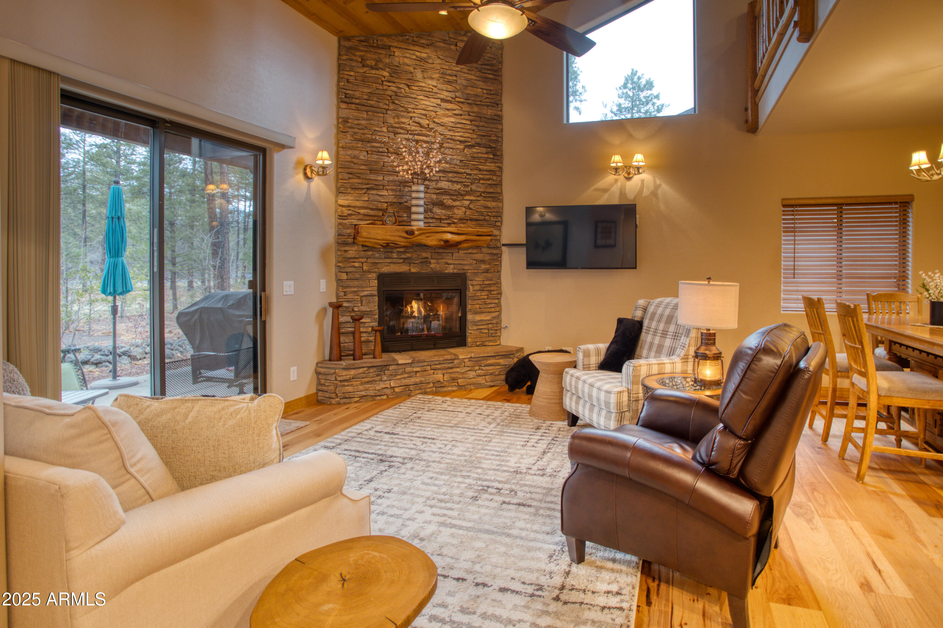 2978 Timberline Road Property Photo 1