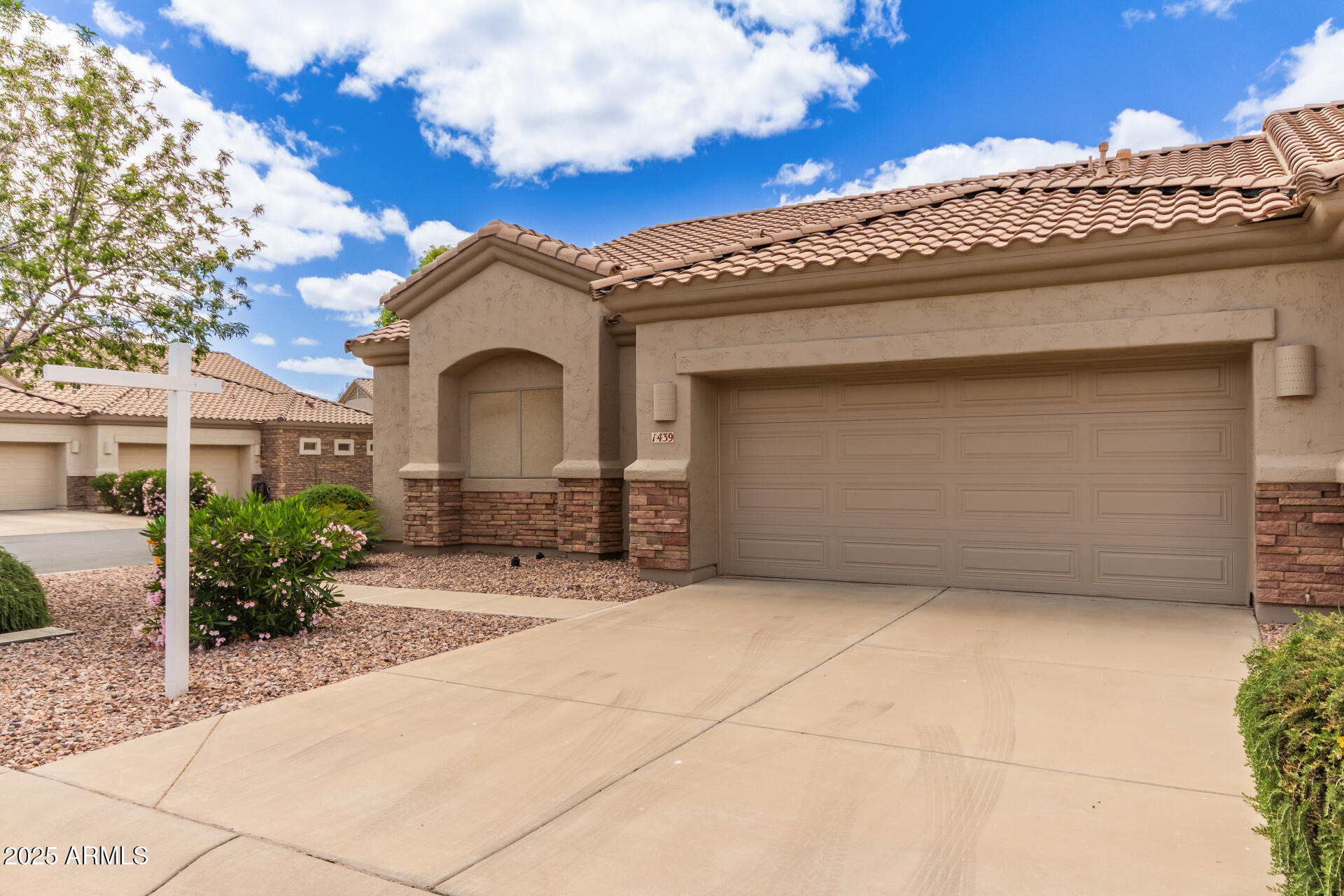 1439 N Desert Willow Street Property Photo
