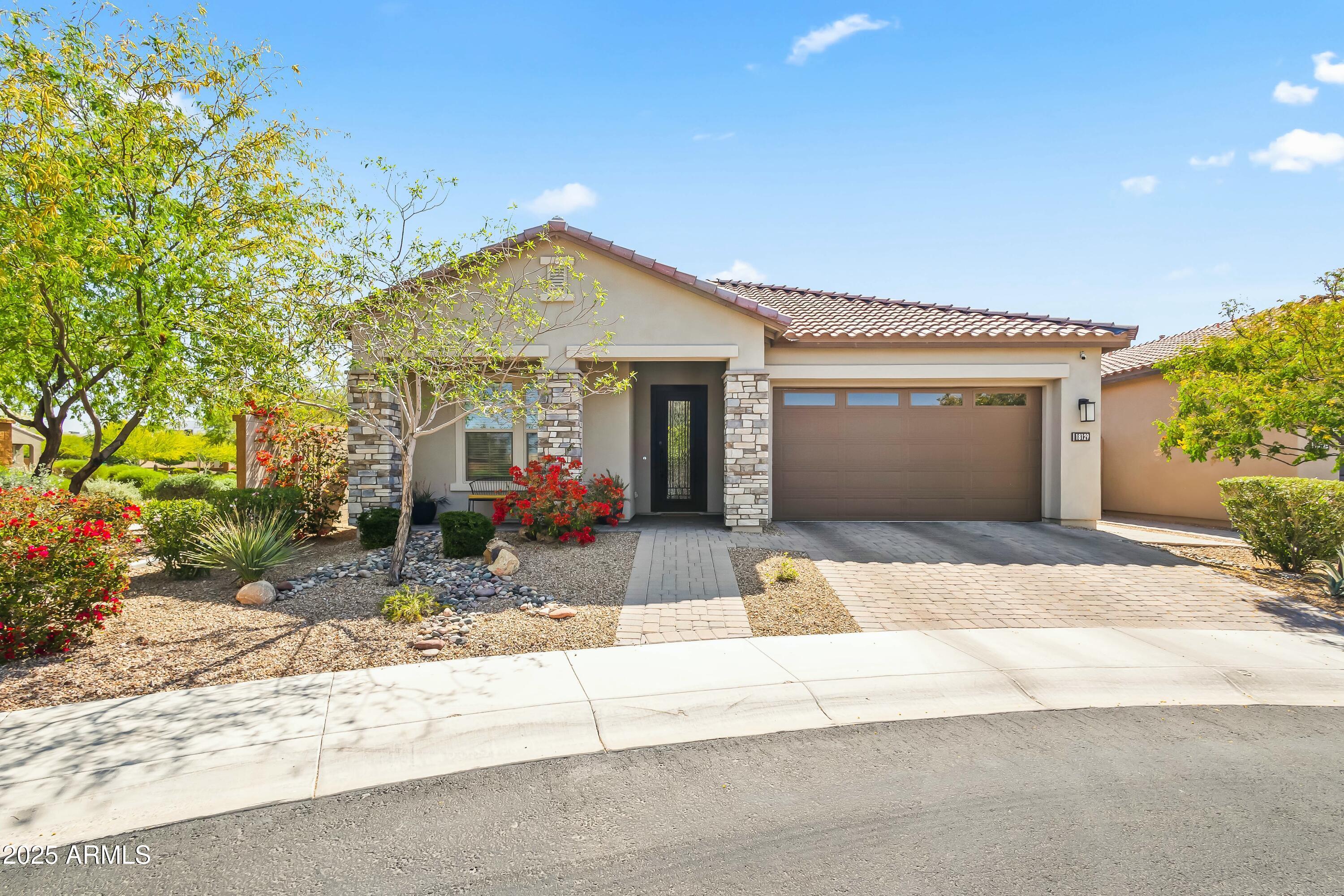 18129 N 65TH Place Property Photo 1