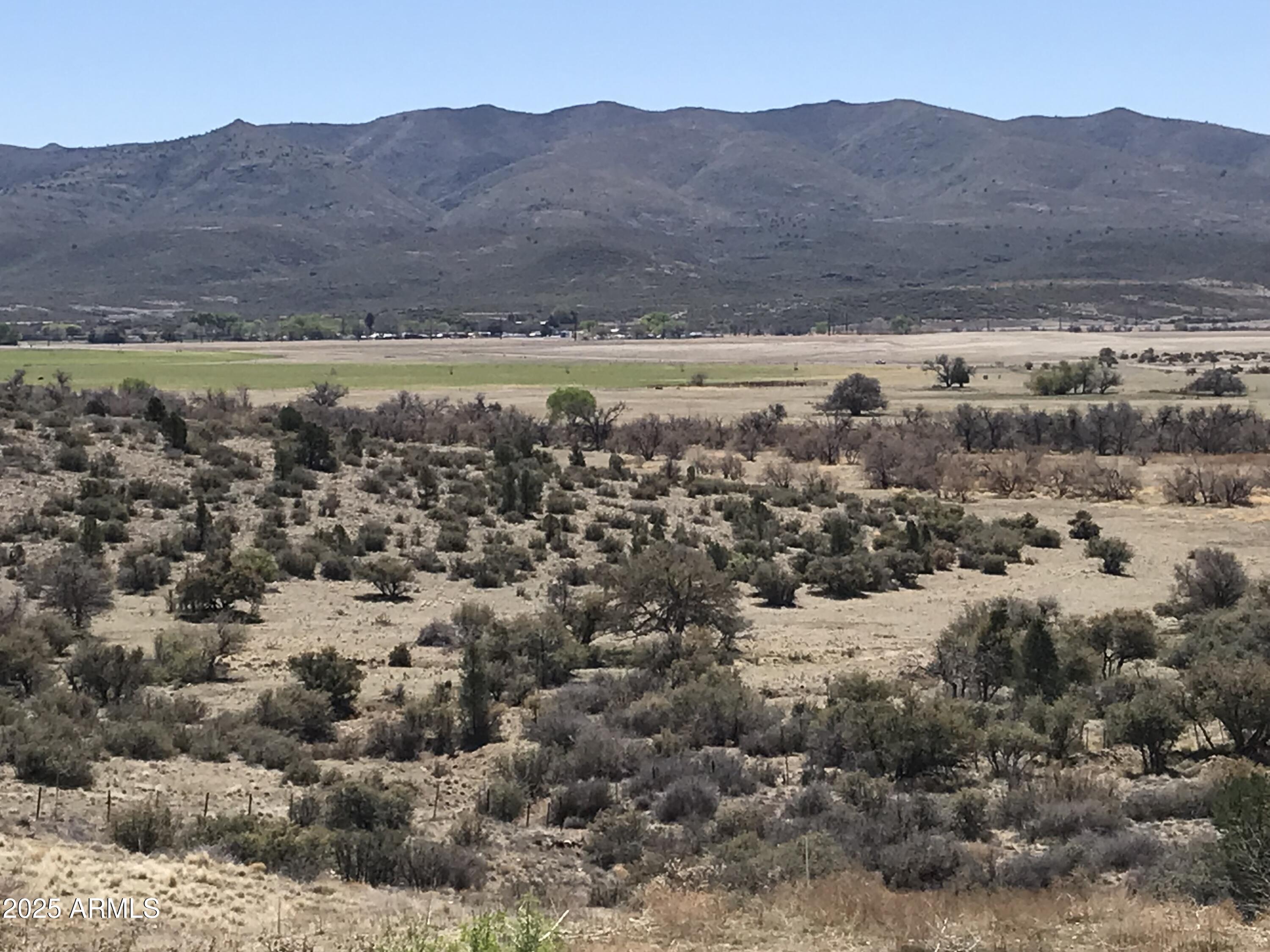 18351 S Peeples Valley Road Property Photo 1