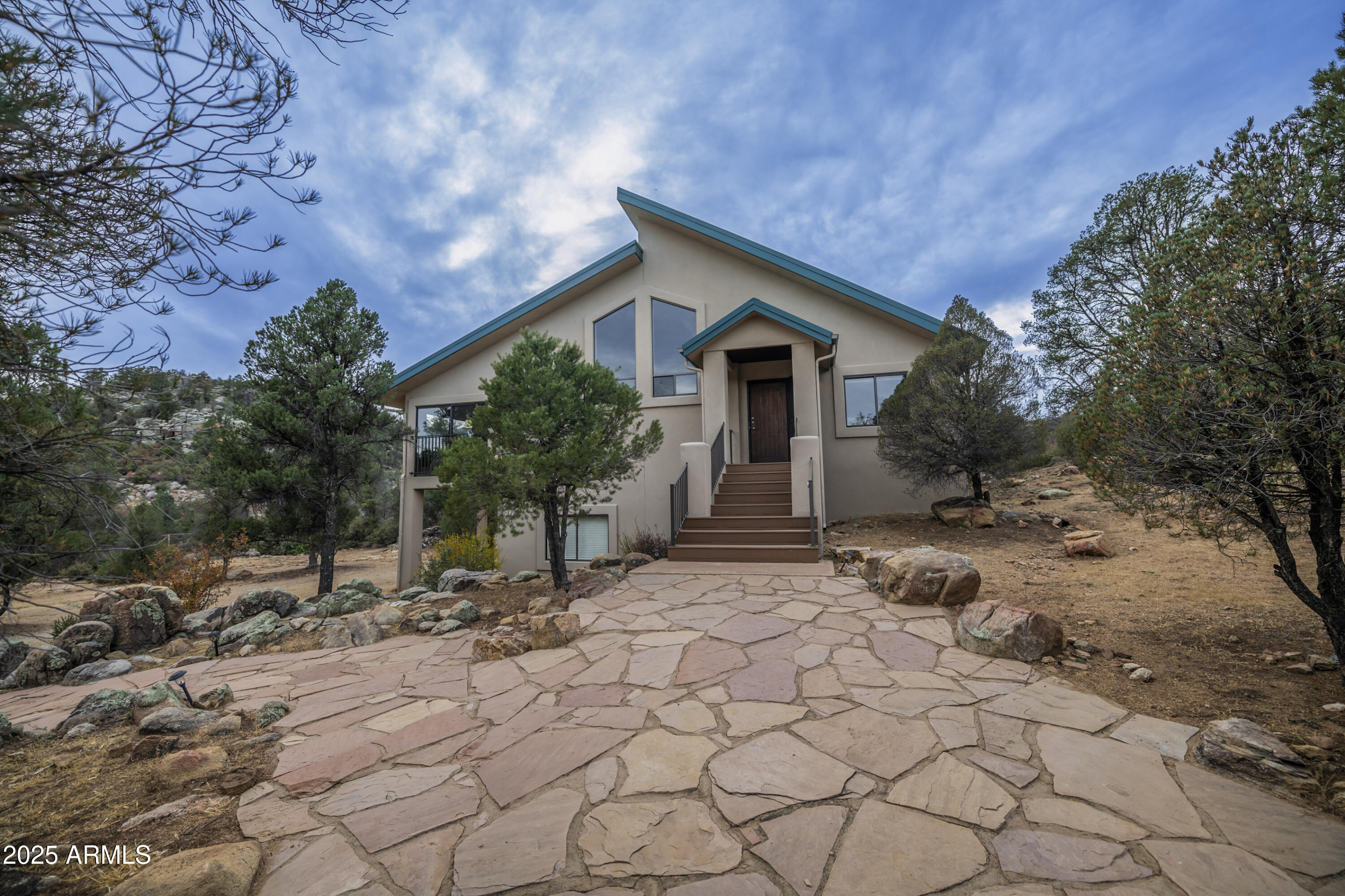 18250 S Backwoods Trail Property Photo 4