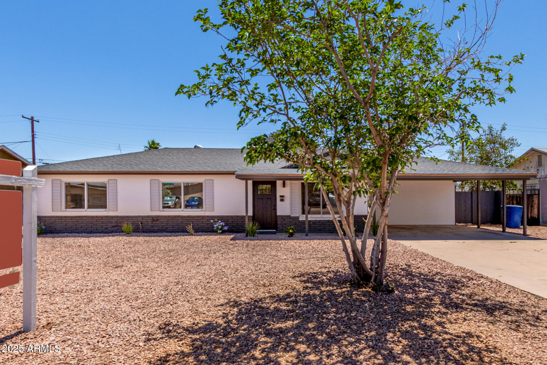 1539 W 5th Street Property Photo 1