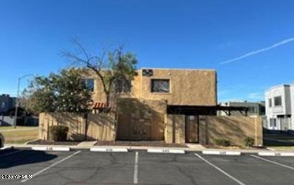 5416 W Hearn Road Property Photo
