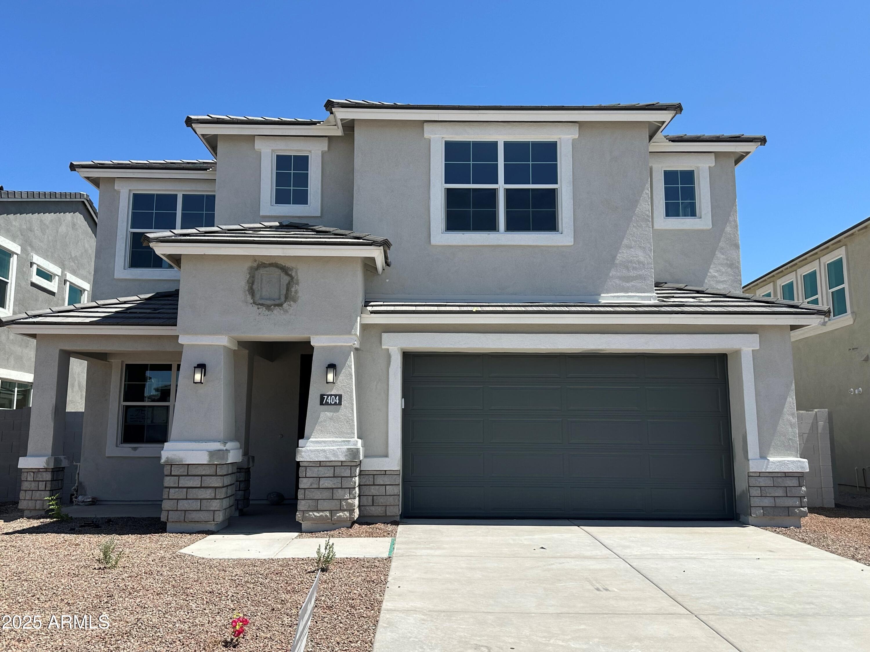 7404 W Buckhorn Trail Property Photo 1