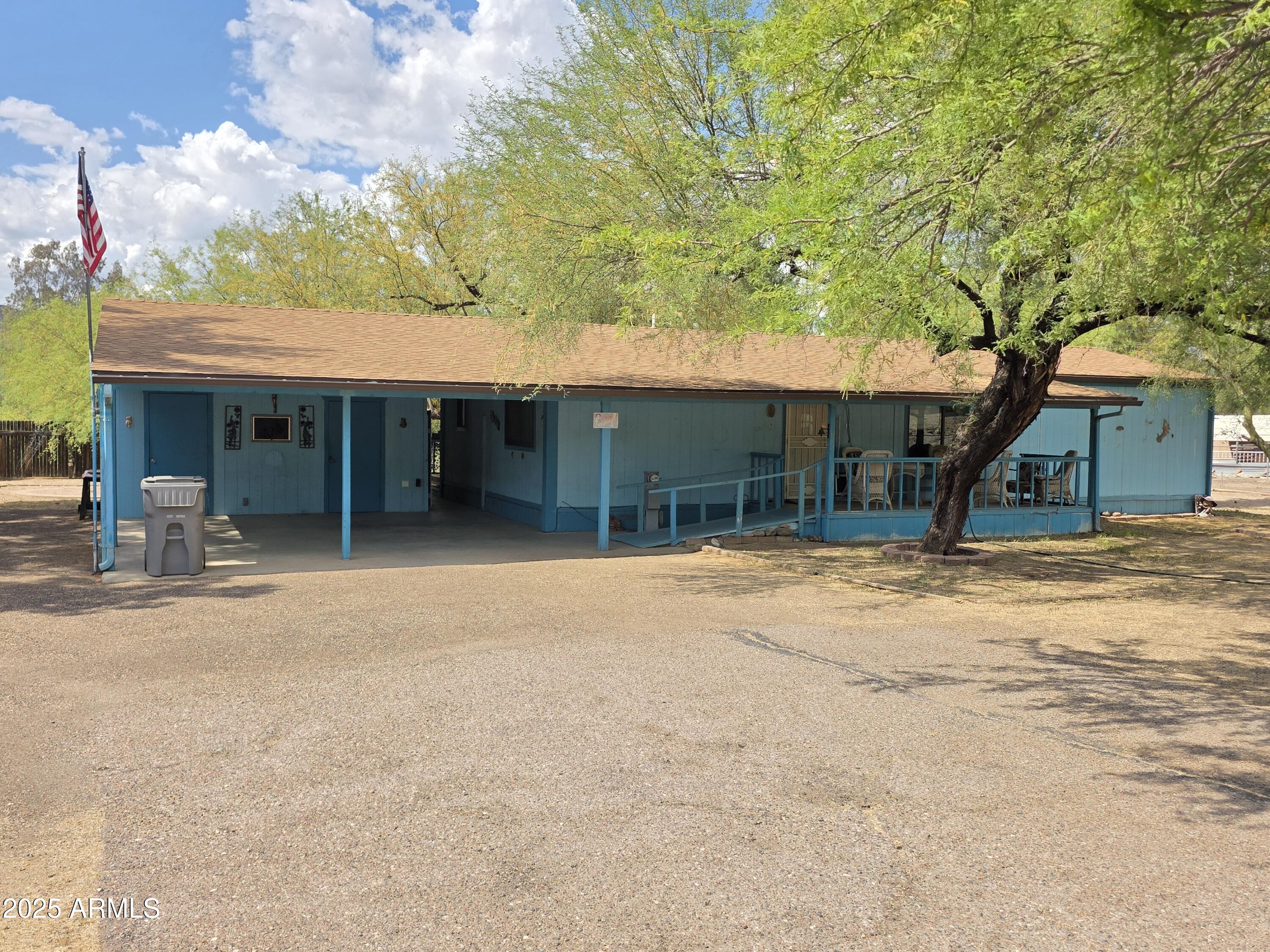 18820 E Kings Way Property Photo 1