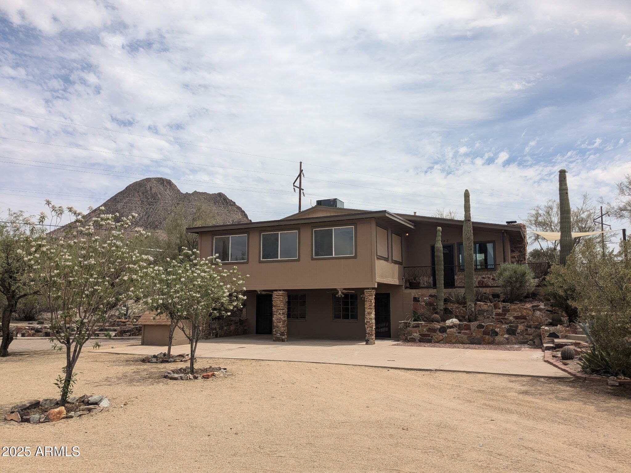 3442 W MEANDER Road Property Photo 1
