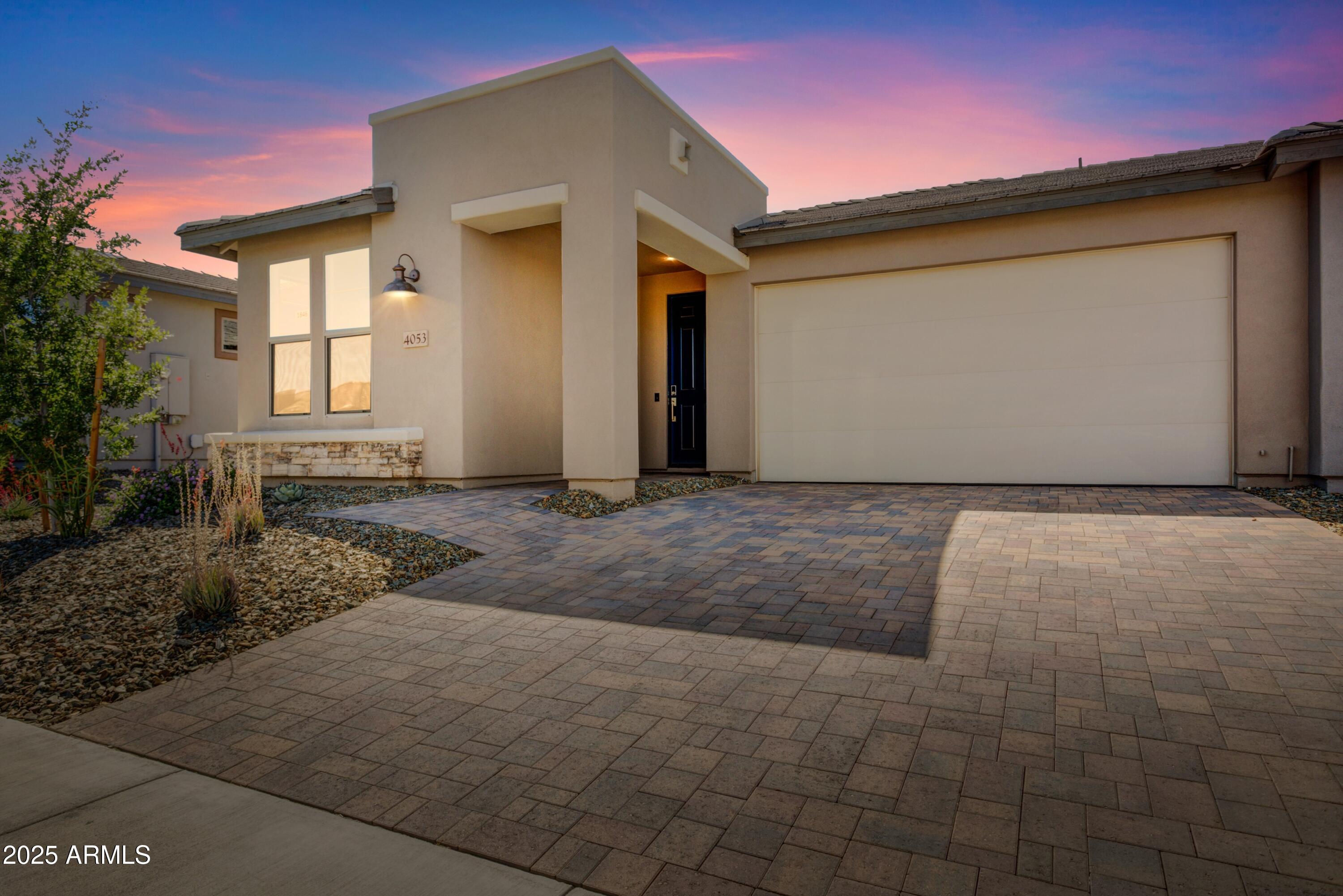 4053 DESERT MOON Drive Property Photo 1