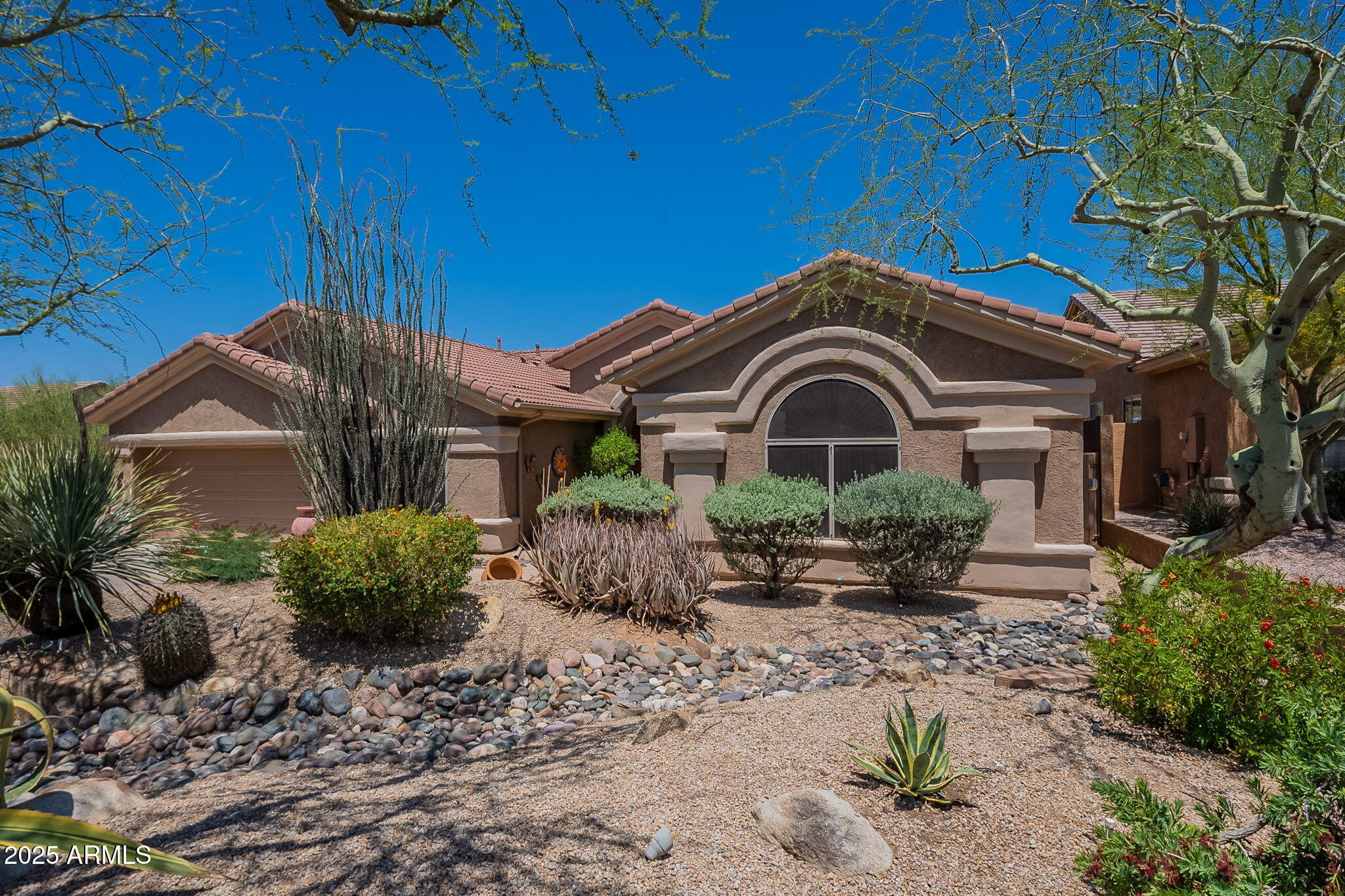5336 E GLORIA Lane