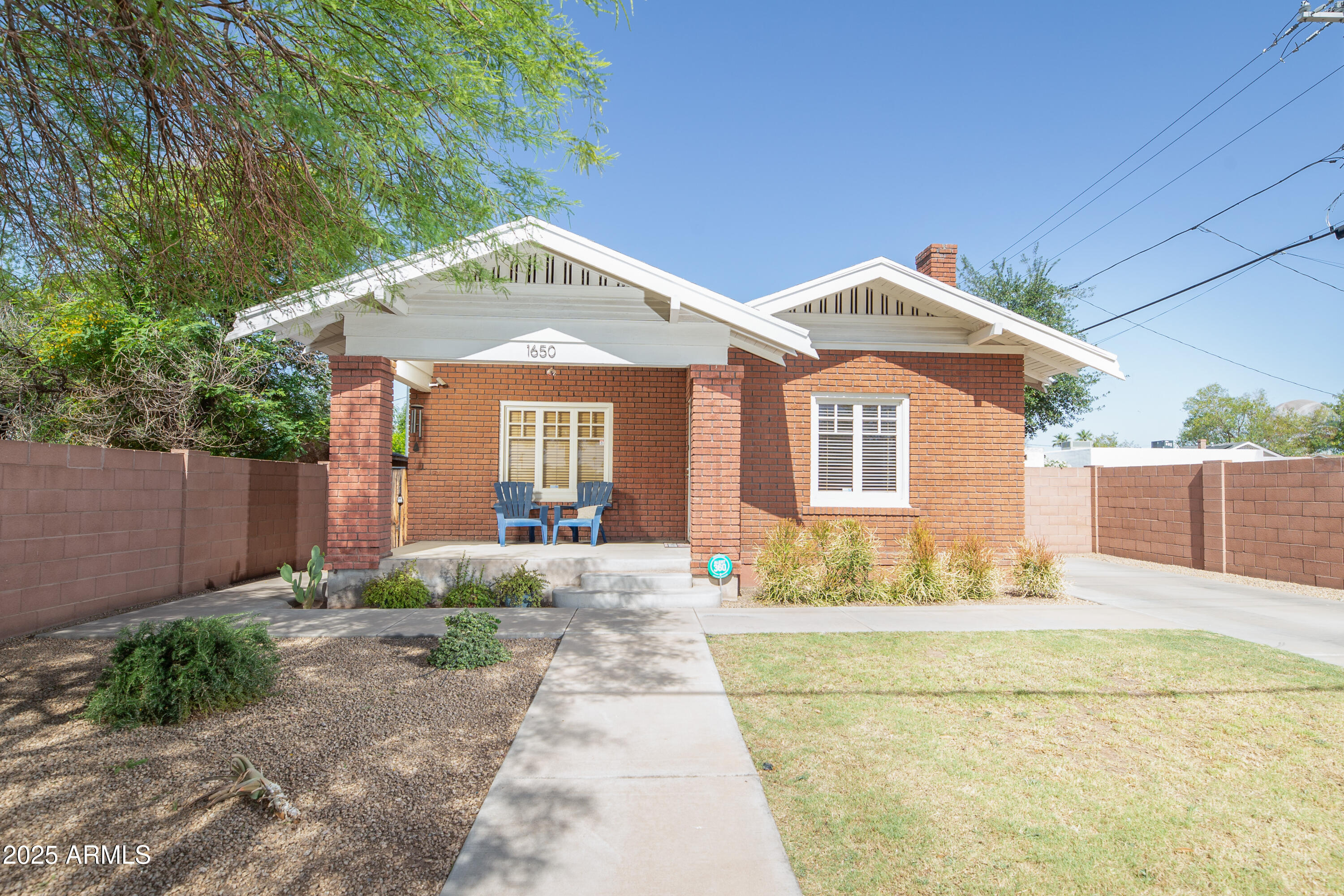 1650 N 10TH Street