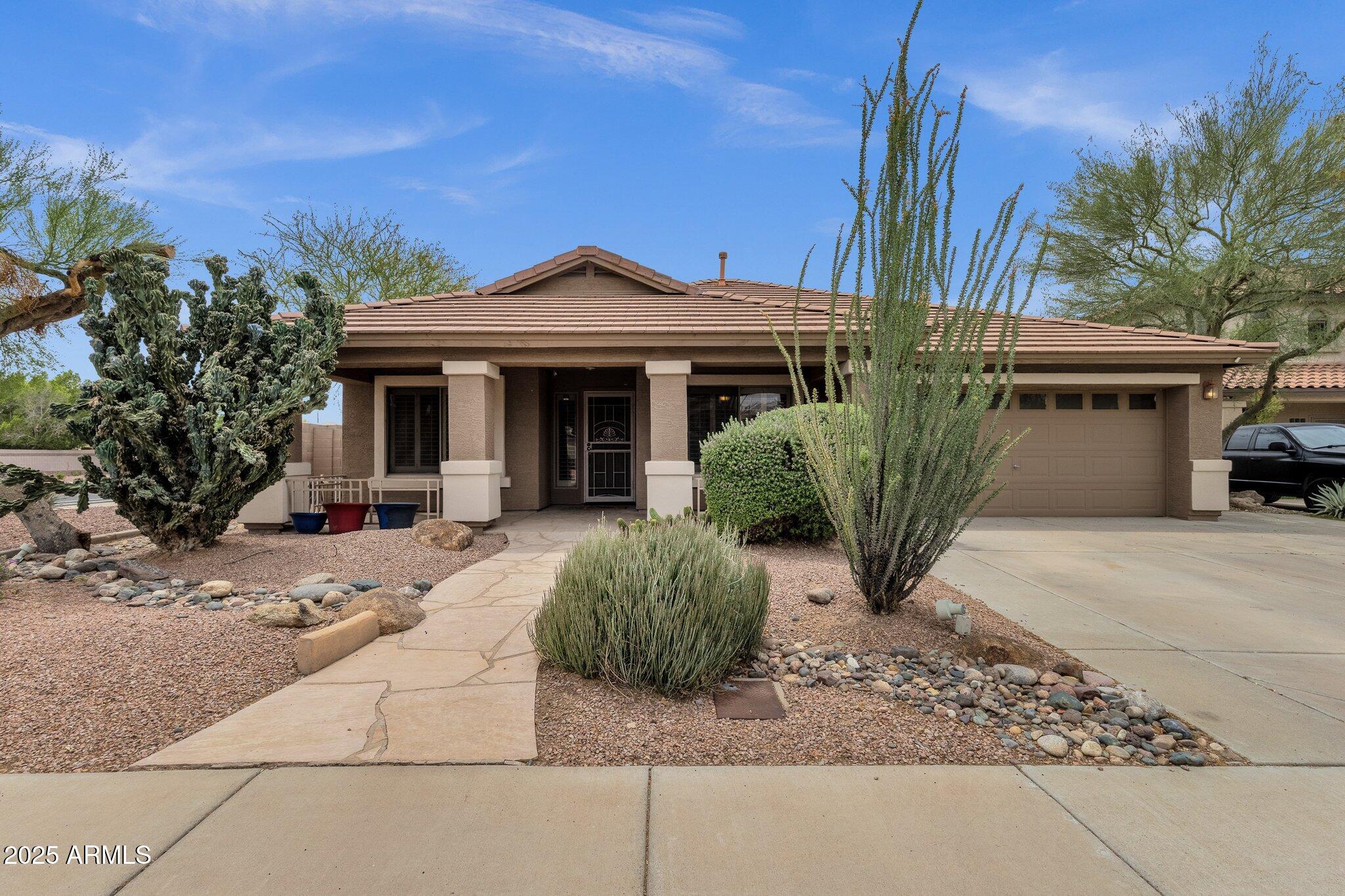 11101 W Wilshire Drive Property Photo 1