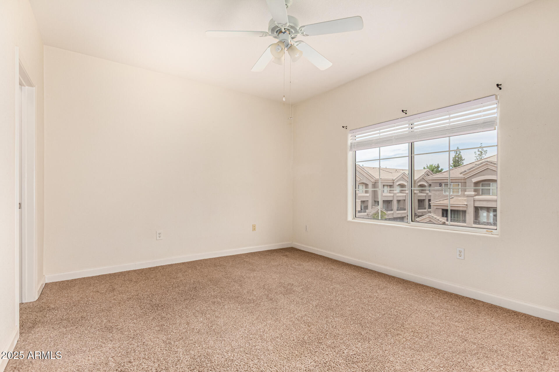 4455 E Paradise Village Parkway S Property Photo 18
