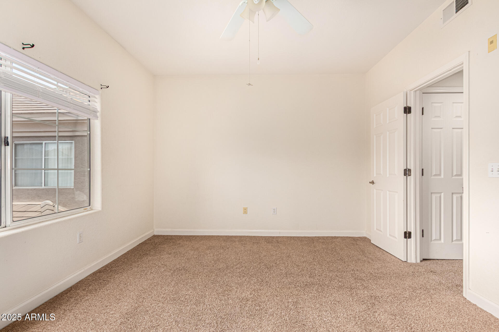 4455 E Paradise Village Parkway S Property Photo 20