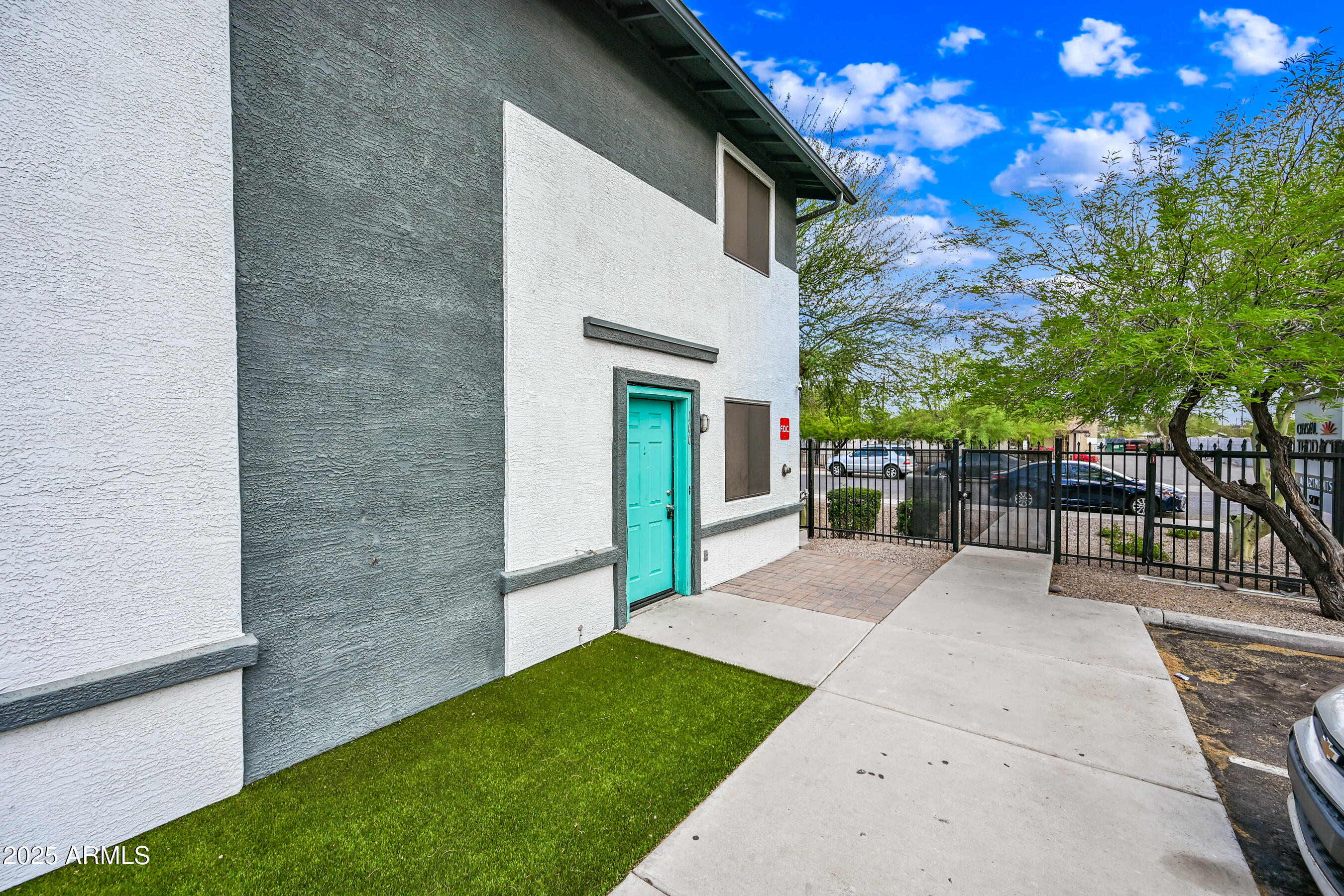 5010 N 22ND Avenue