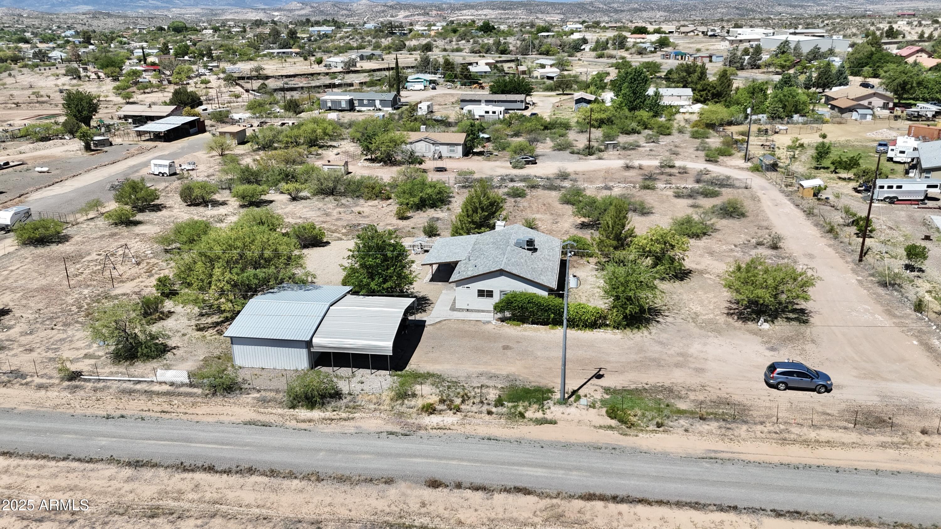 5640 N Burke Boulevard Property Photo 1