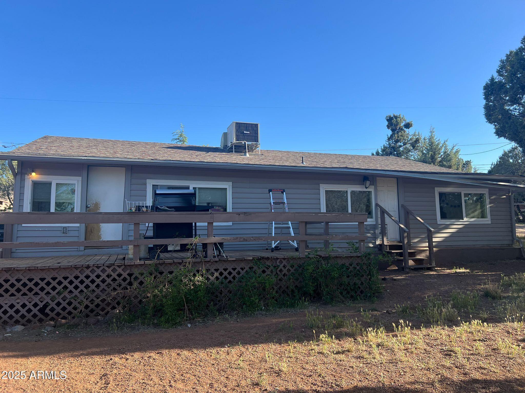 2608 W Palmer Drive Property Photo 1