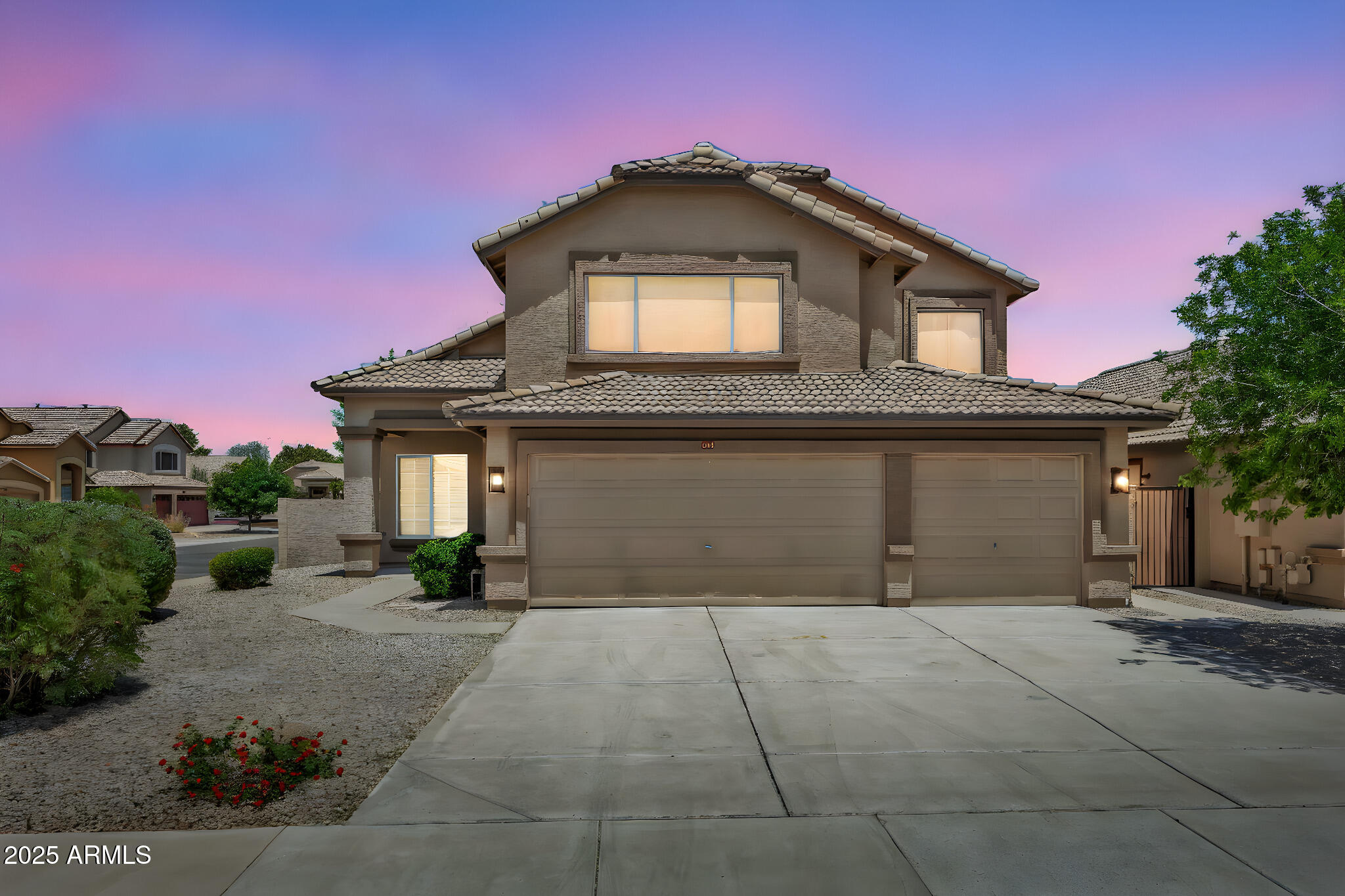 664 E Windsor Drive Property Photo 1