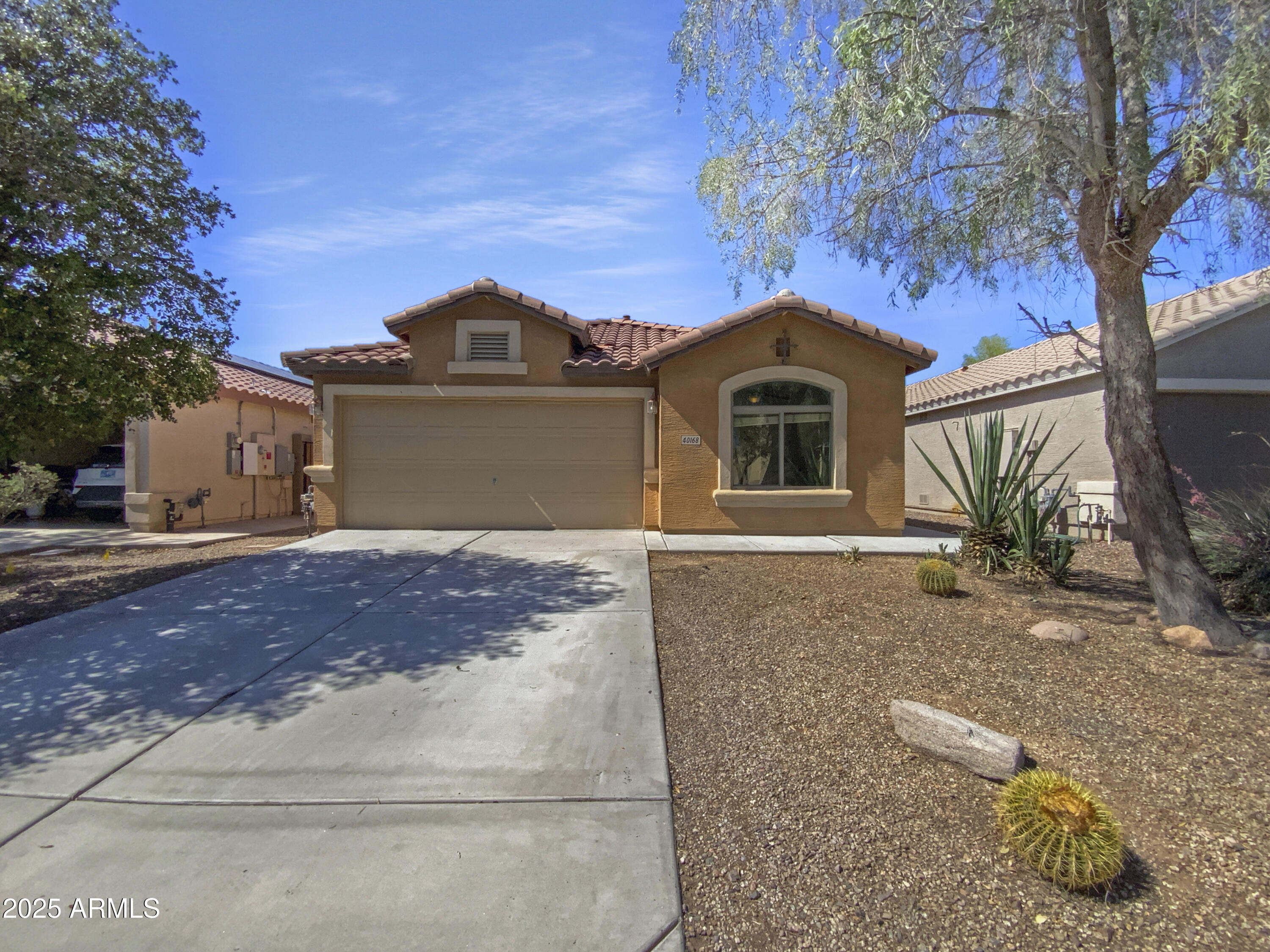 40168 W Sanders Way Property Photo 1