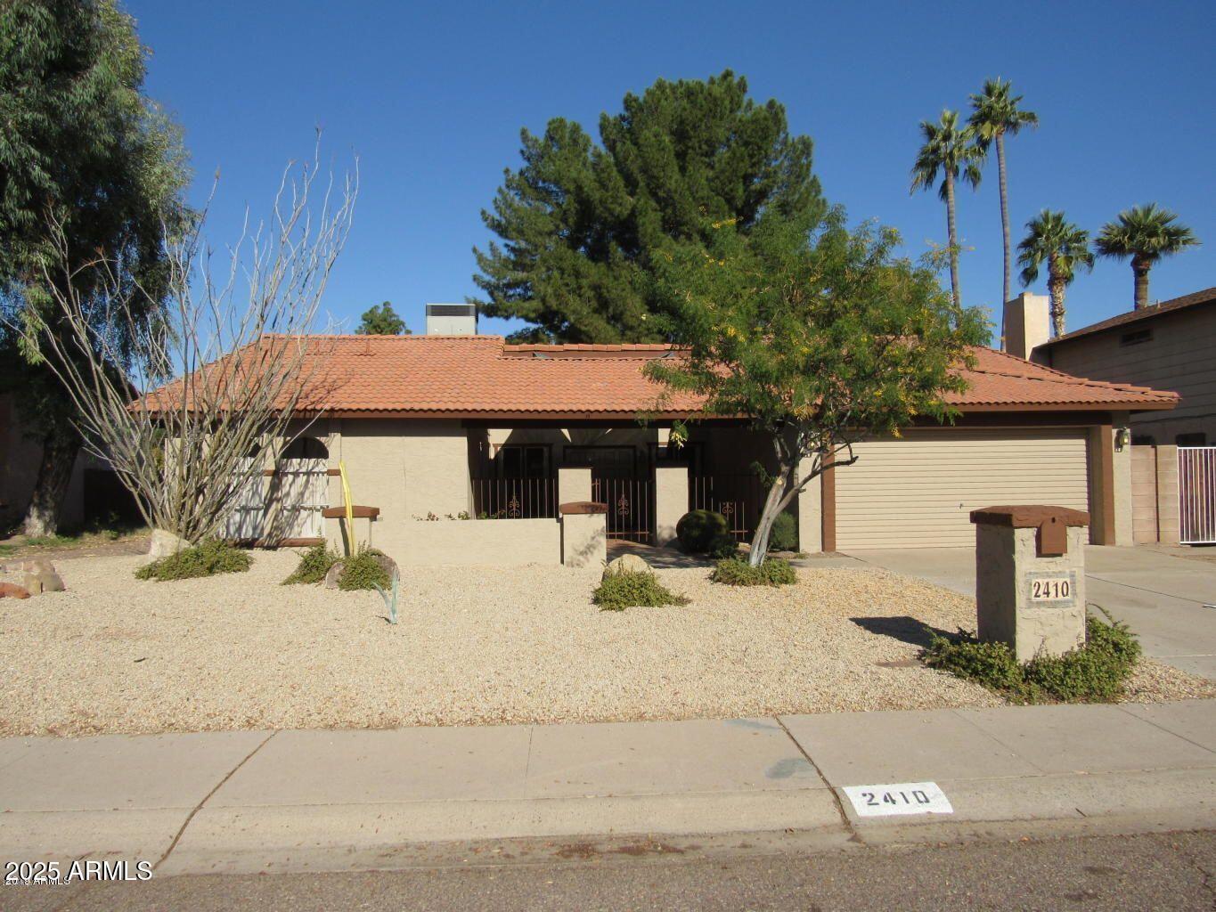 2410 W Evans Drive Property Photo 1