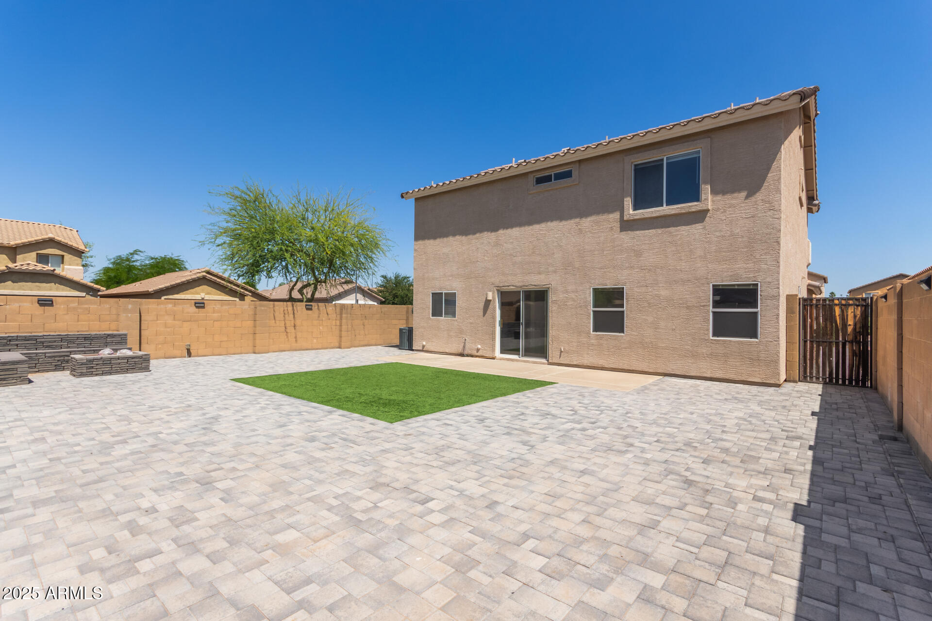 11641 W Retheford Road Property Photo 1