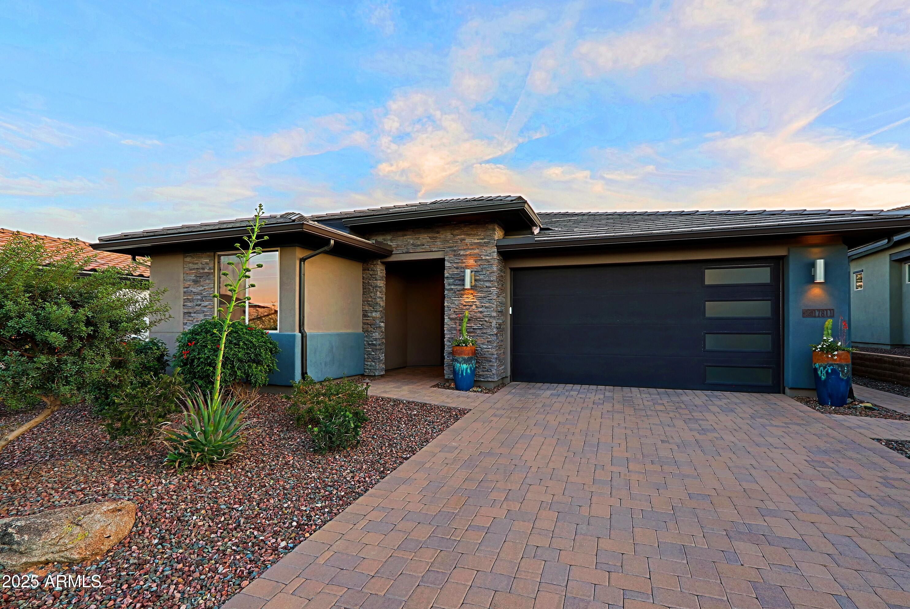17811 E Cindercone Road Property Photo 1