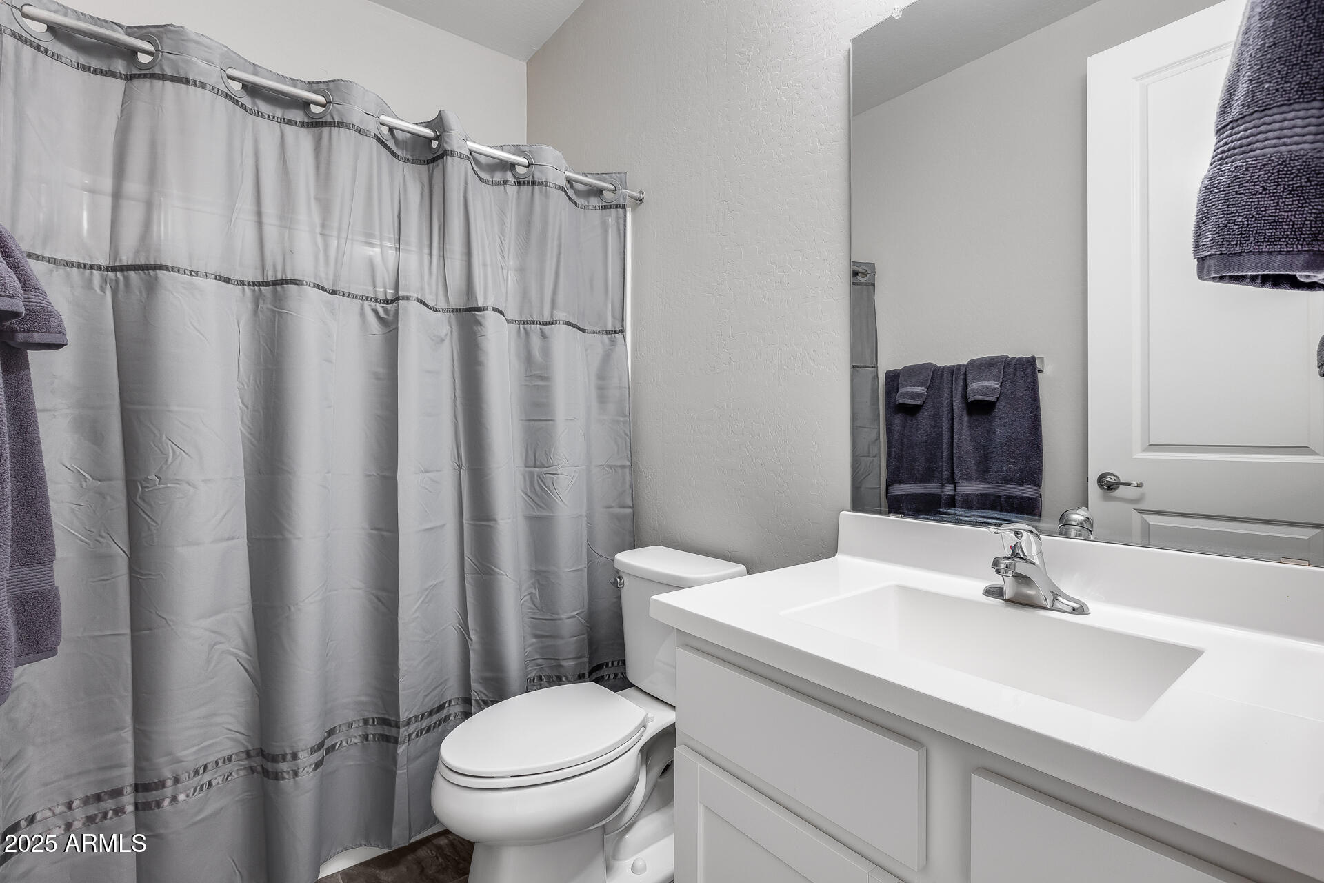 631 W Winchester Drive Property Photo 29
