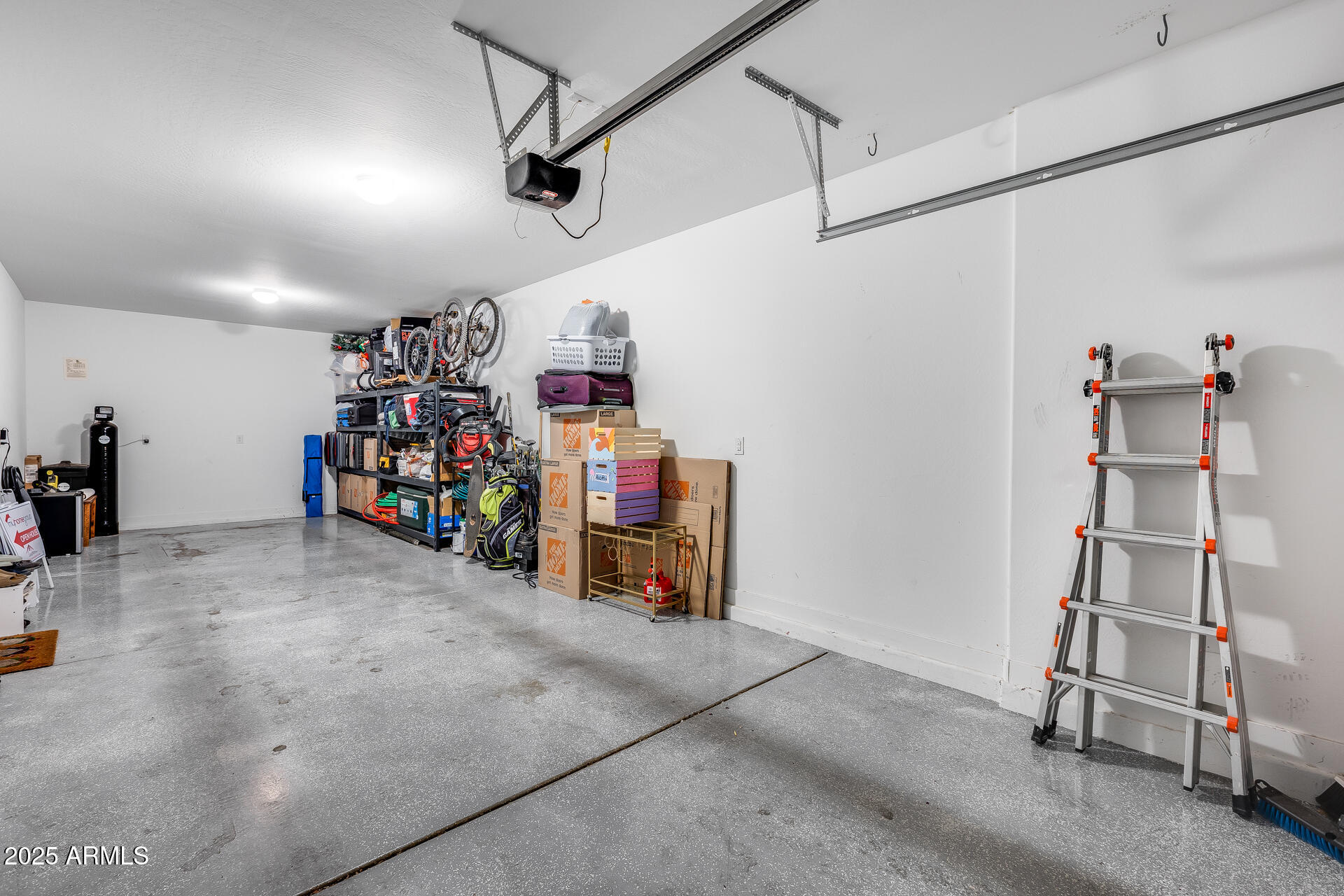 631 W Winchester Drive Property Photo 41