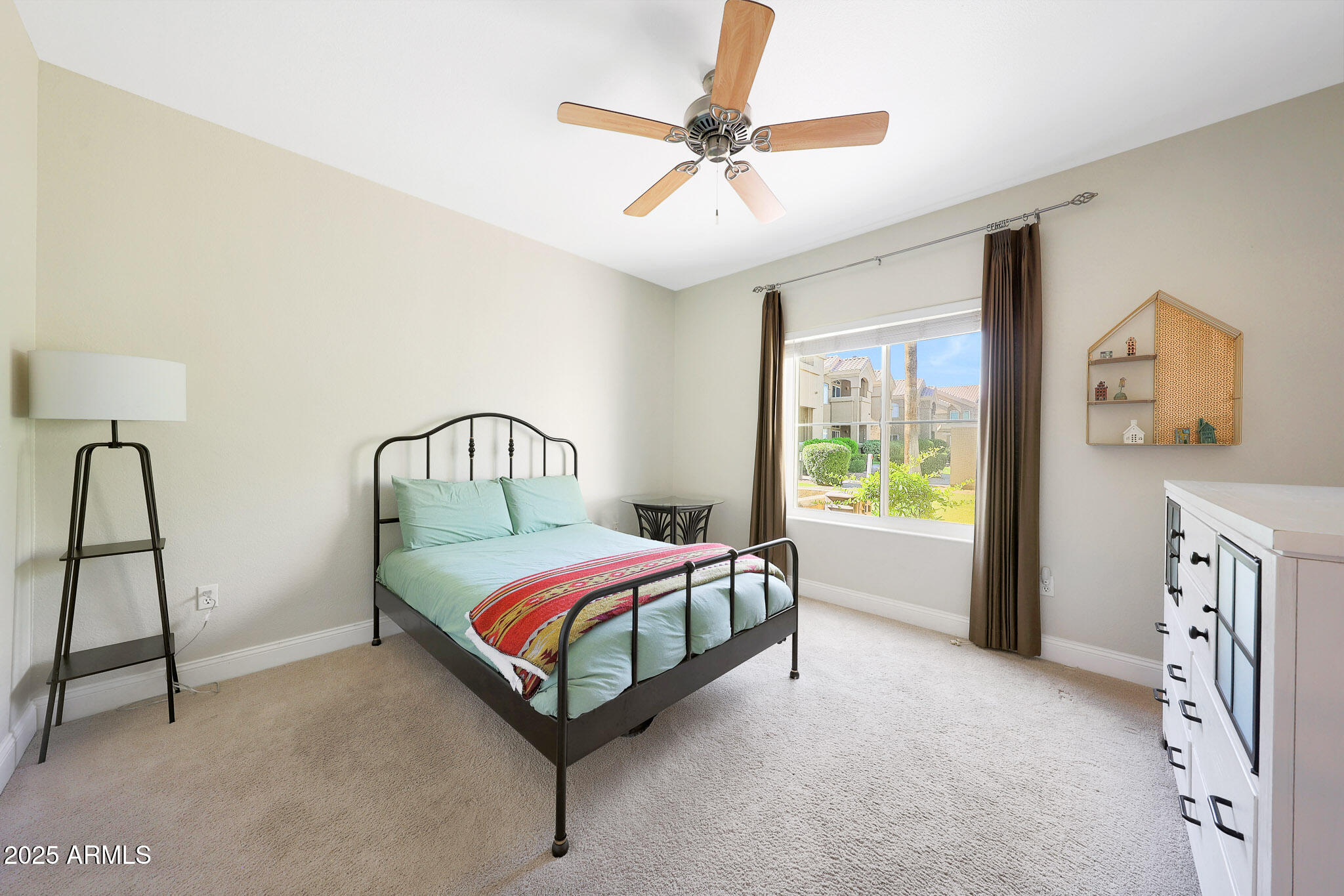 5335 E Shea Boulevard Property Photo 7