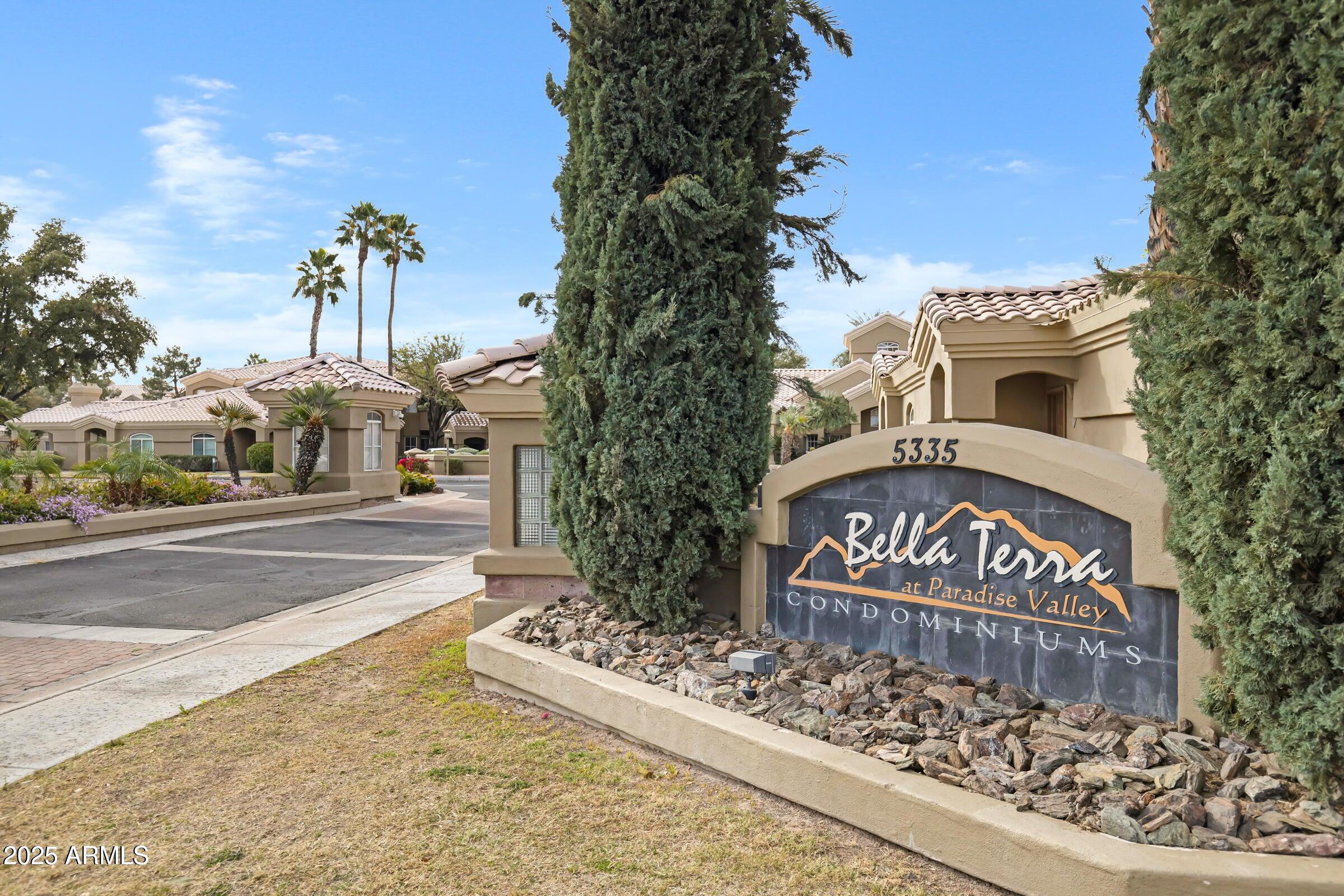 5335 E Shea Boulevard Property Photo 12