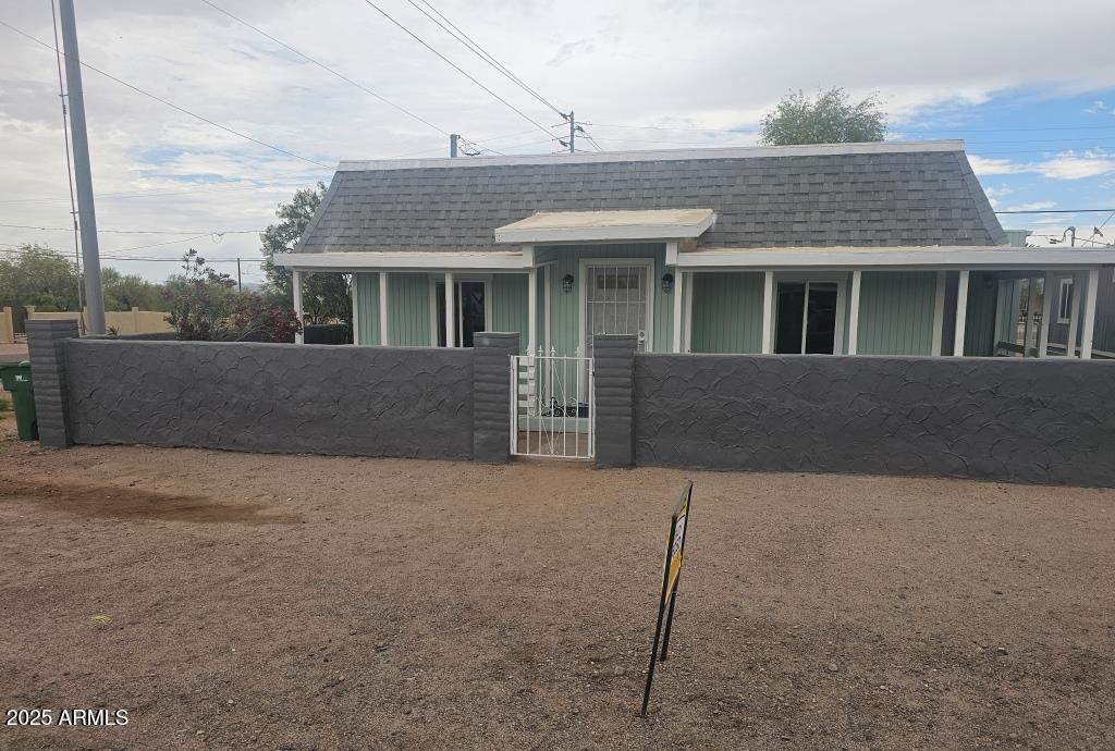 125 N Martin Avenue Property Photo 1