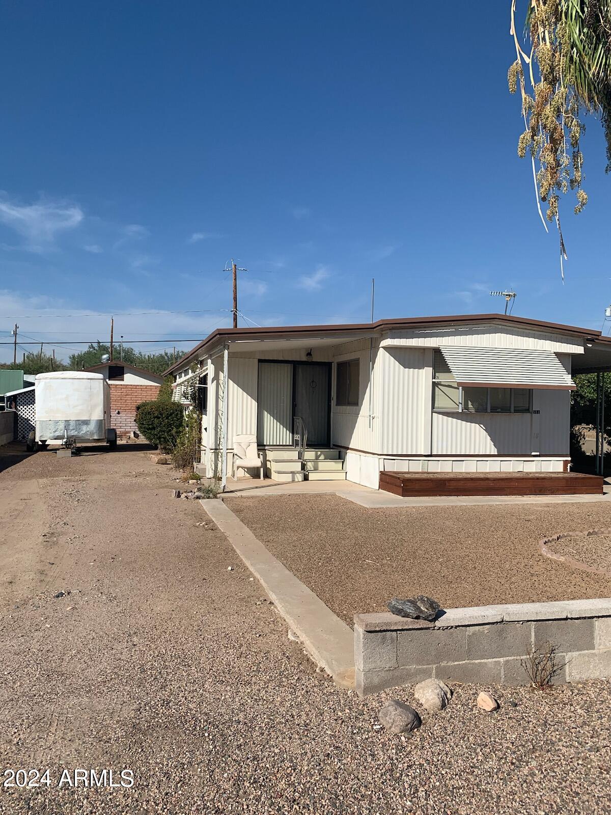 504 E Donna Drive Property Photo 1