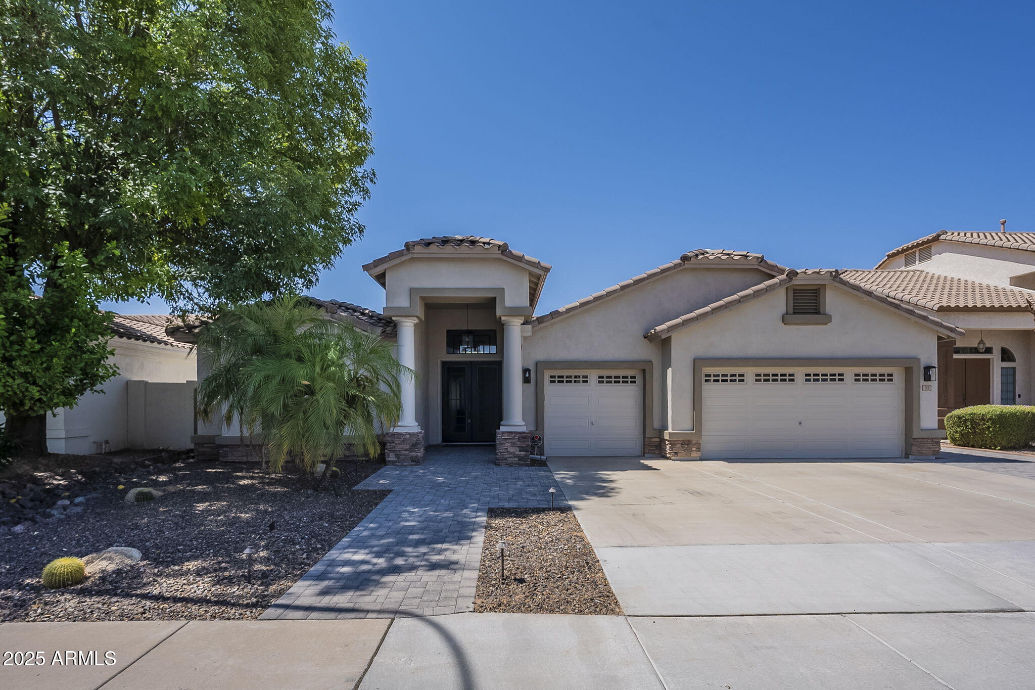 797 E Cedar Drive Property Photo 1
