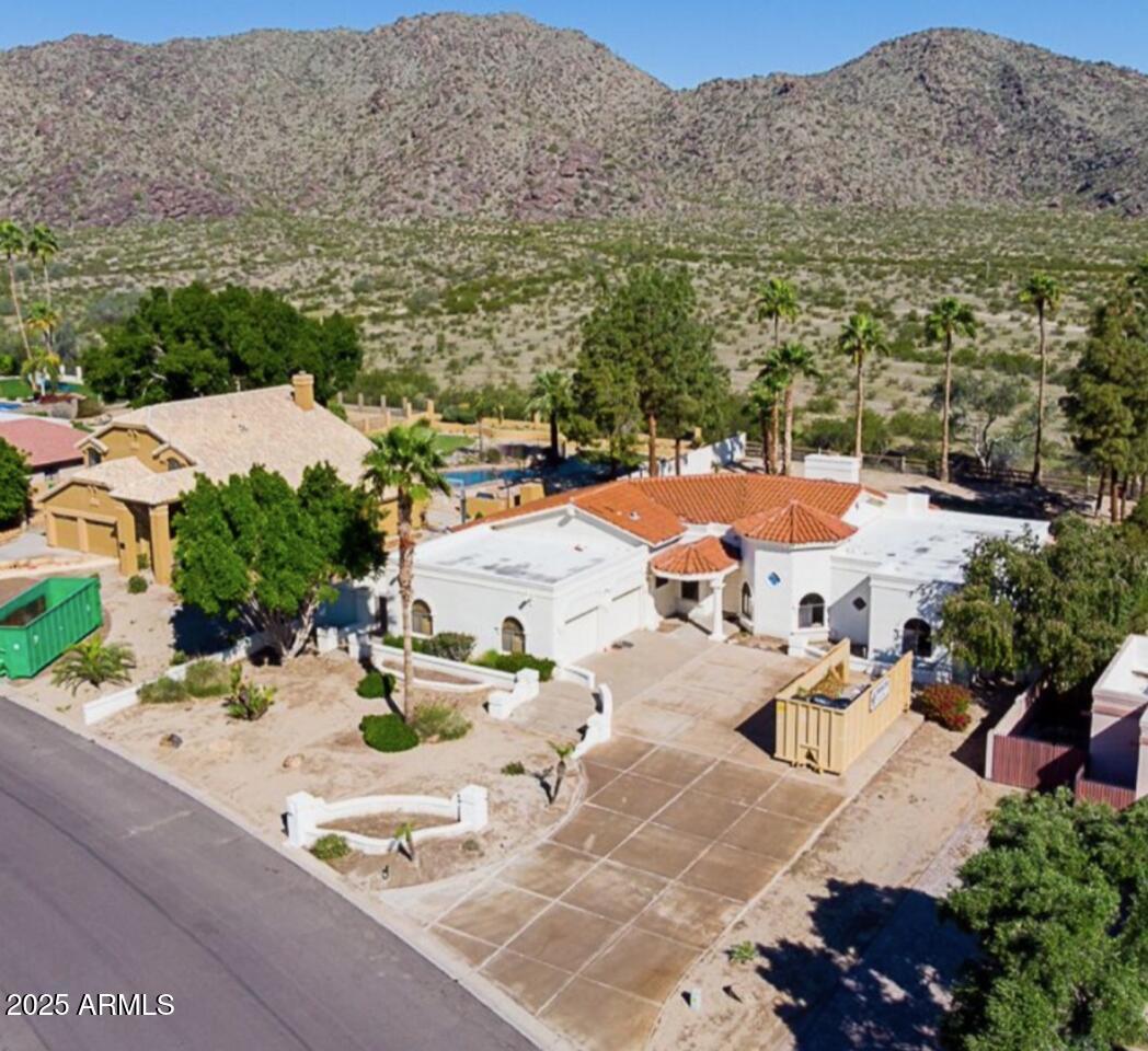 3738 E KACHINA Drive