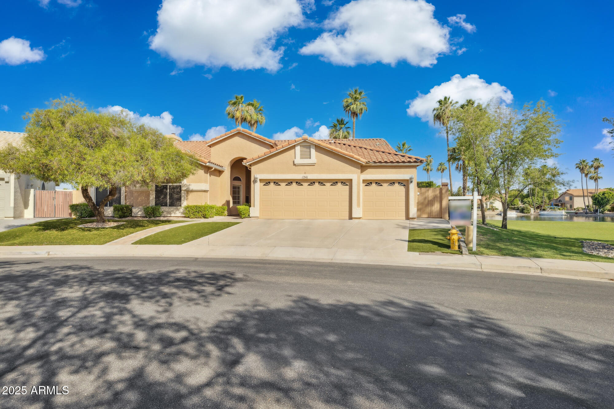1241 W Lobster Trap Drive Property Photo 1